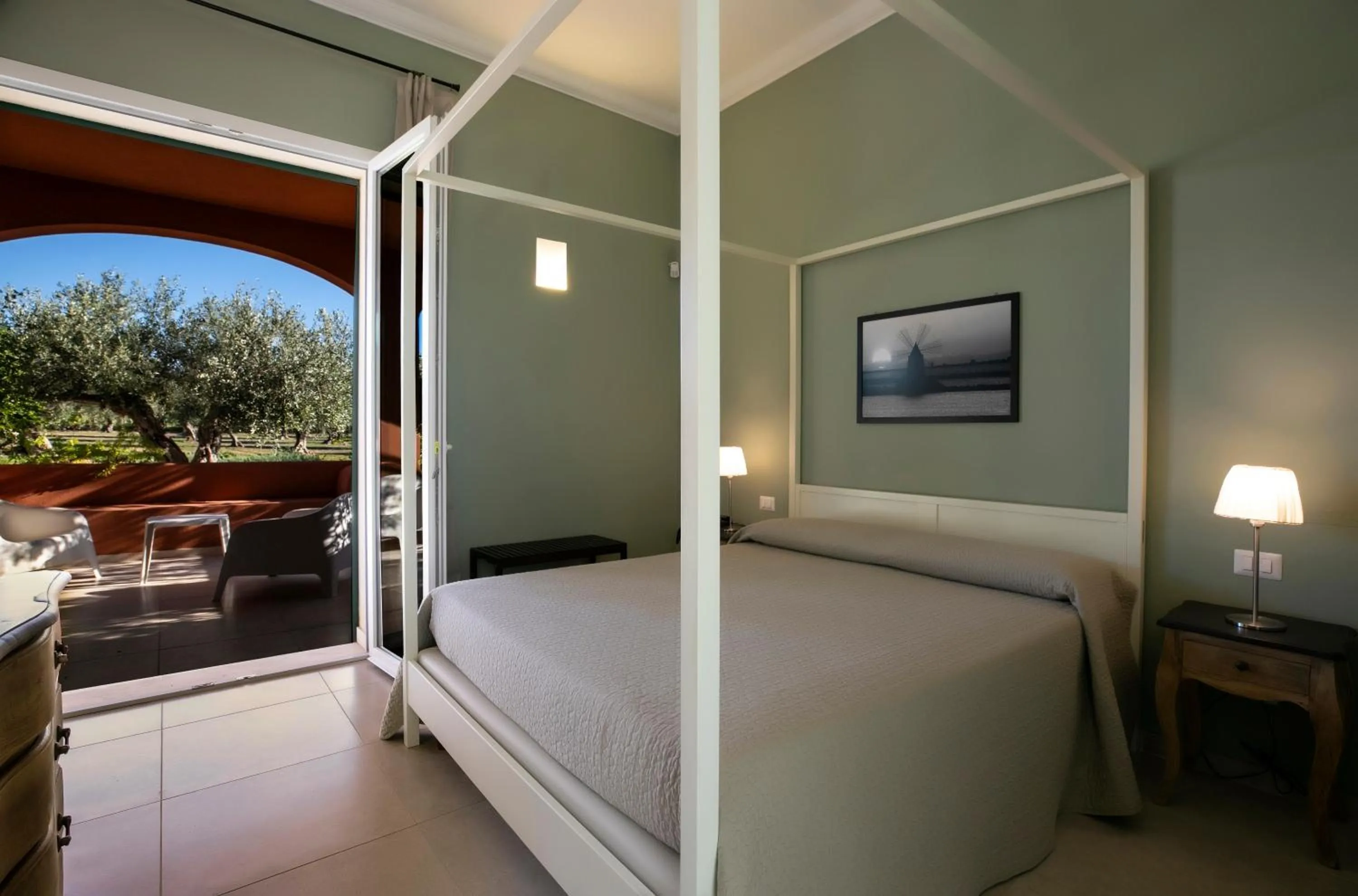 Photo of the whole room, Bed in Corte Olea Resort