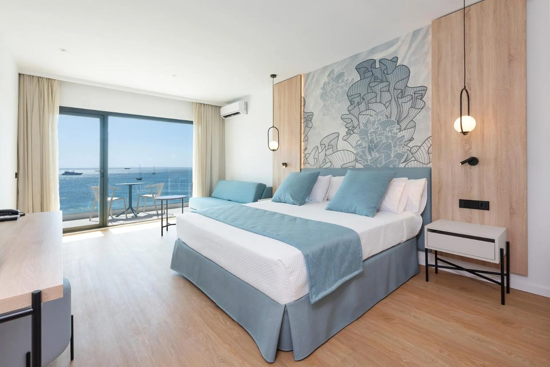 Bed in Hotel Palia Tropico Playa