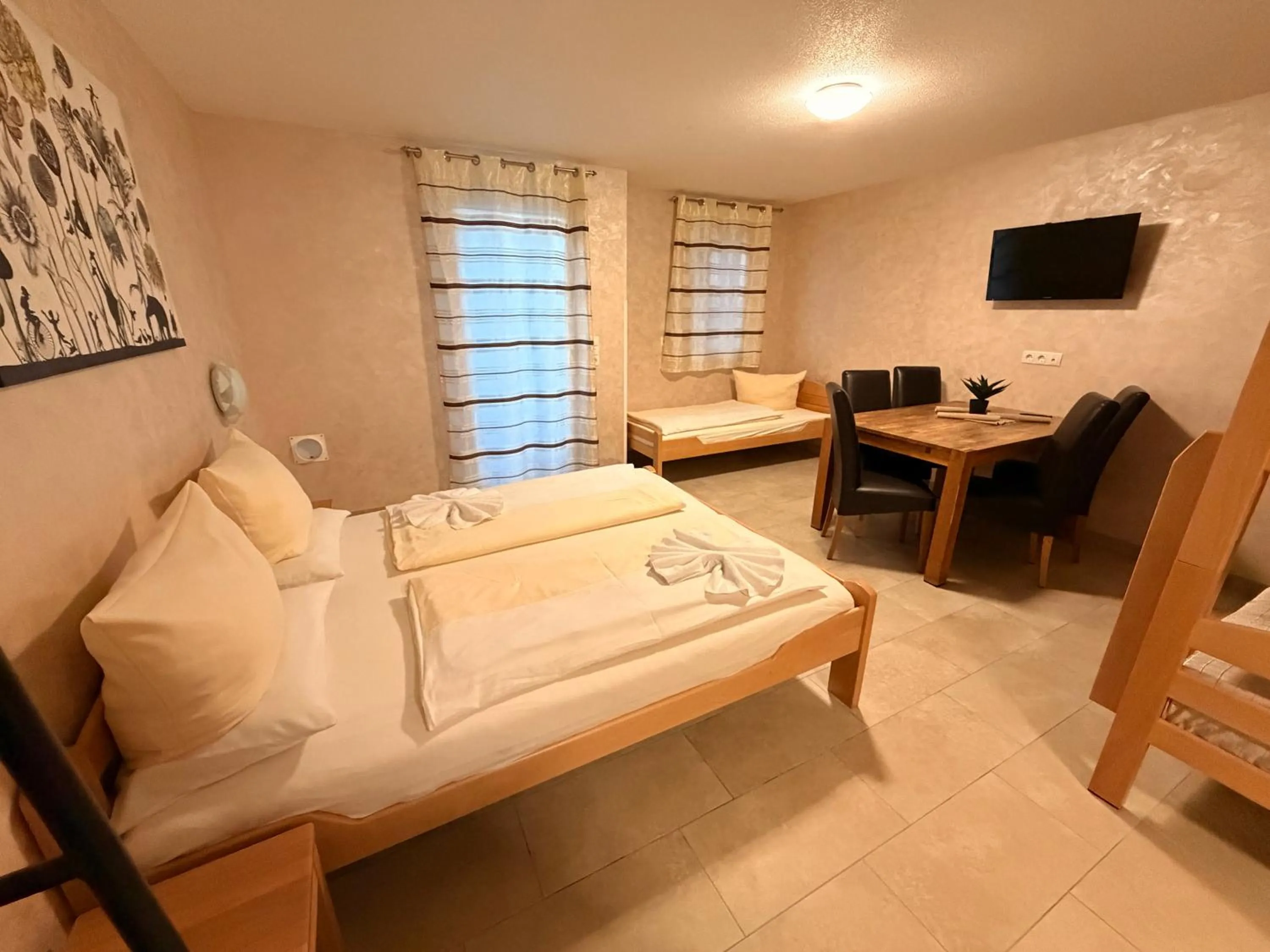 Floor plan, Bed in Hilda Apartments Rust