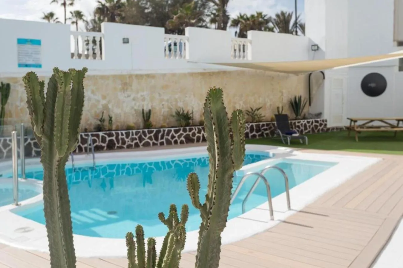 Apartamentos LIVVO Galera Beach