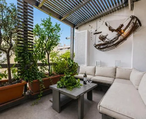 Hidesign Athens Tube Luxury Apt in Kolonaki