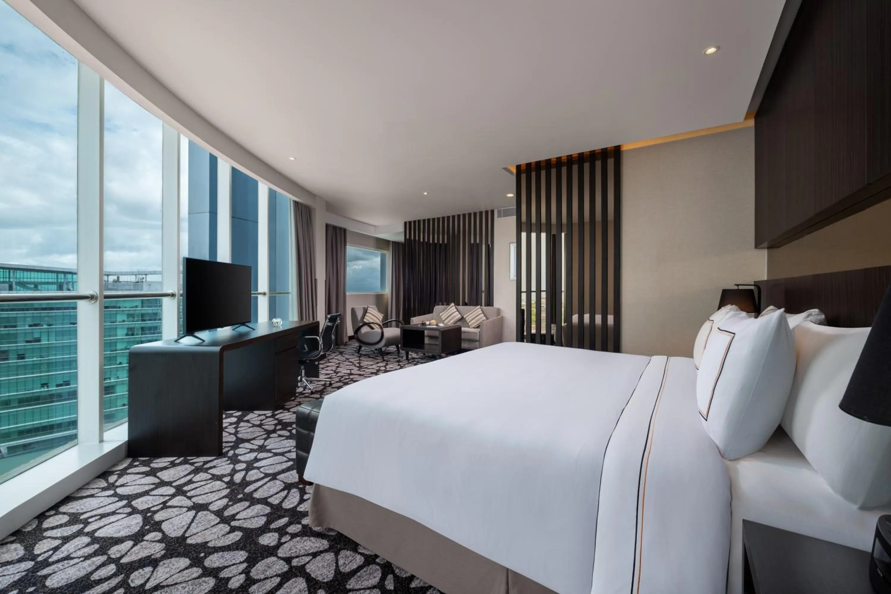 Bed in Melia Makassar