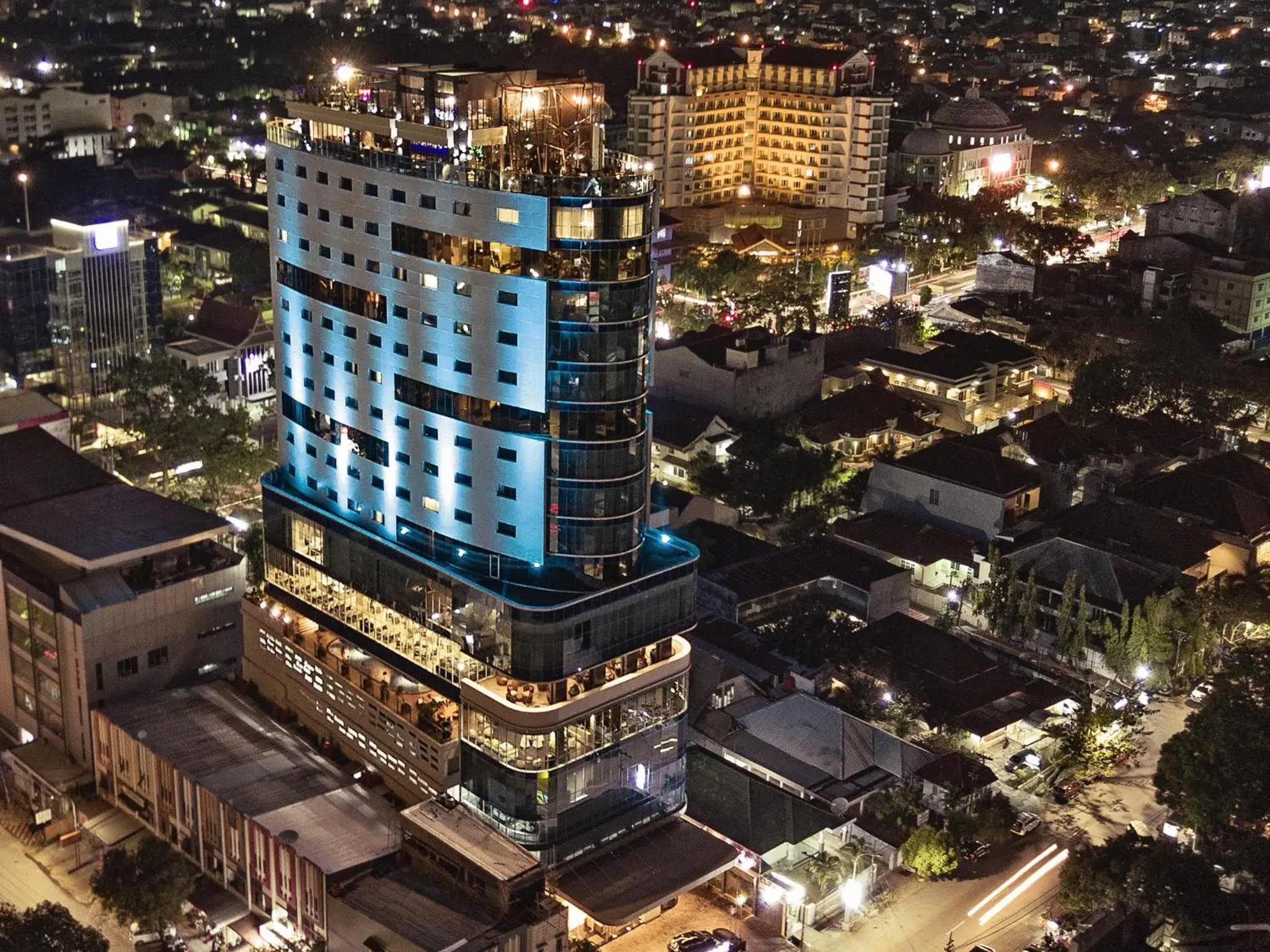 Facade/entrance in Melia Makassar Facade/entrance in Melia Makassar