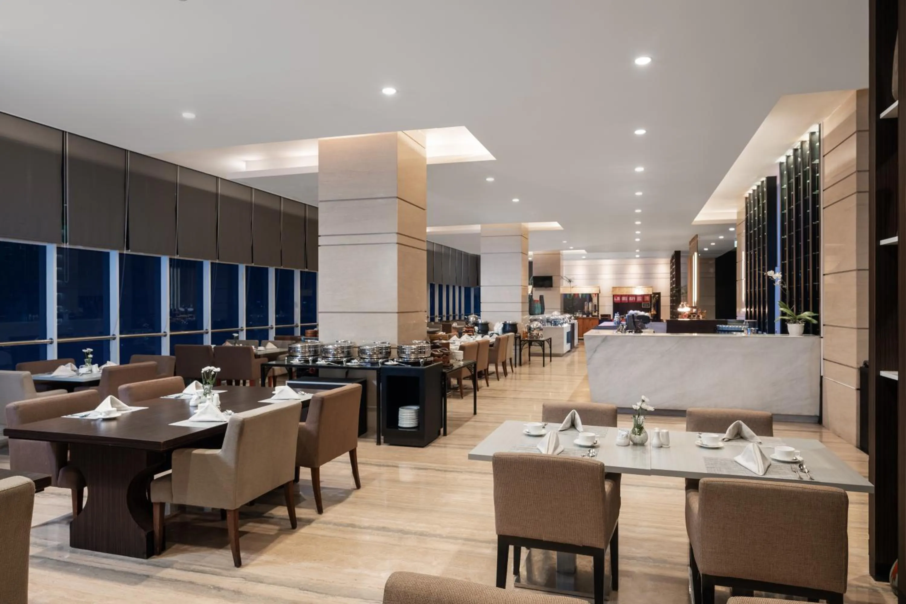 Restaurant/places to eat in Melia Makassar