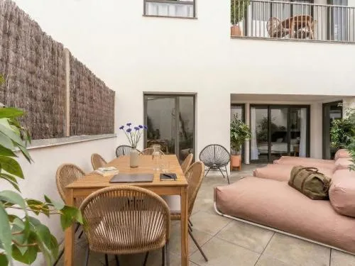 Limehome Barcelona Rector Triadó