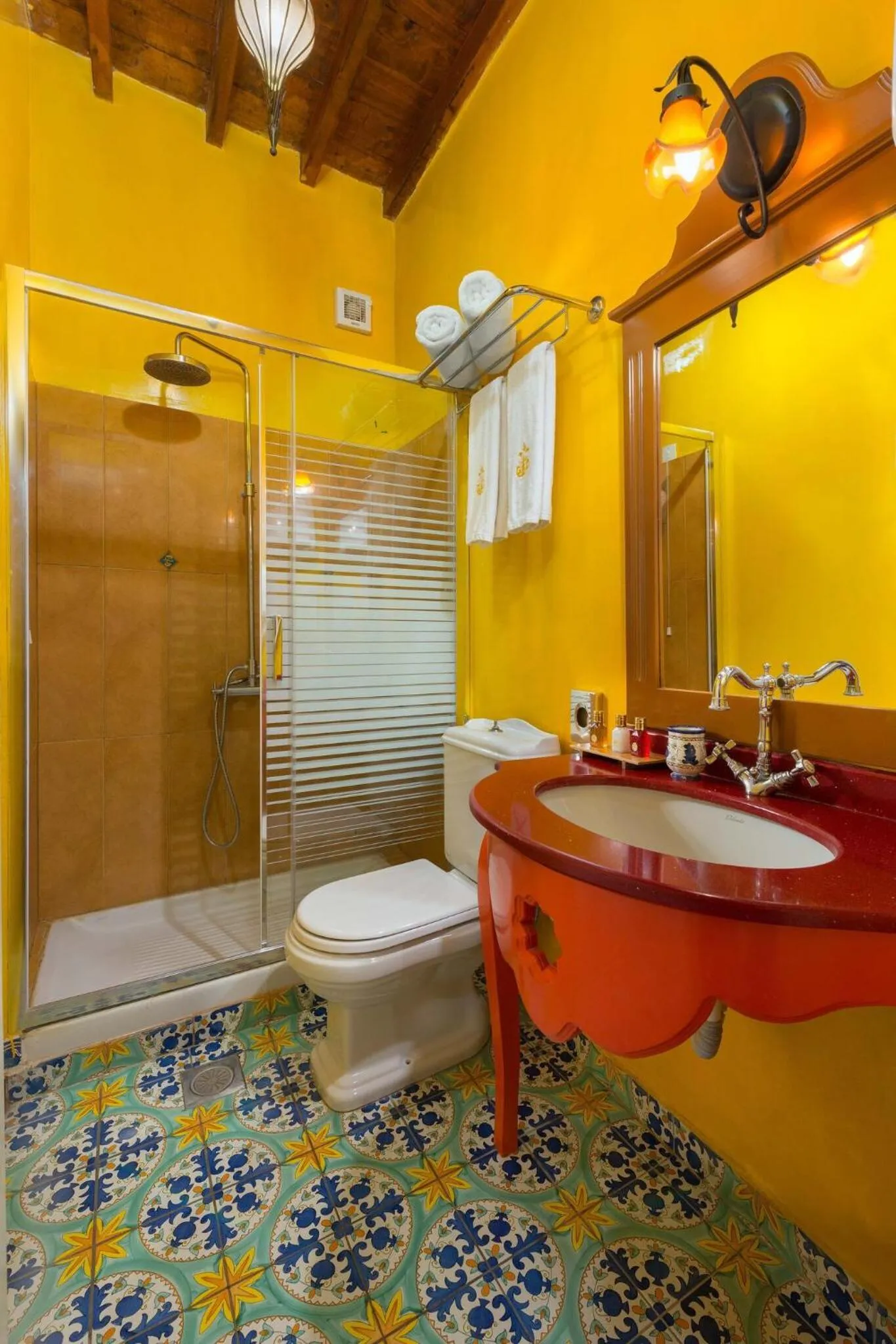 Bathroom in Nikos Takis Fashion Boutique Hotel