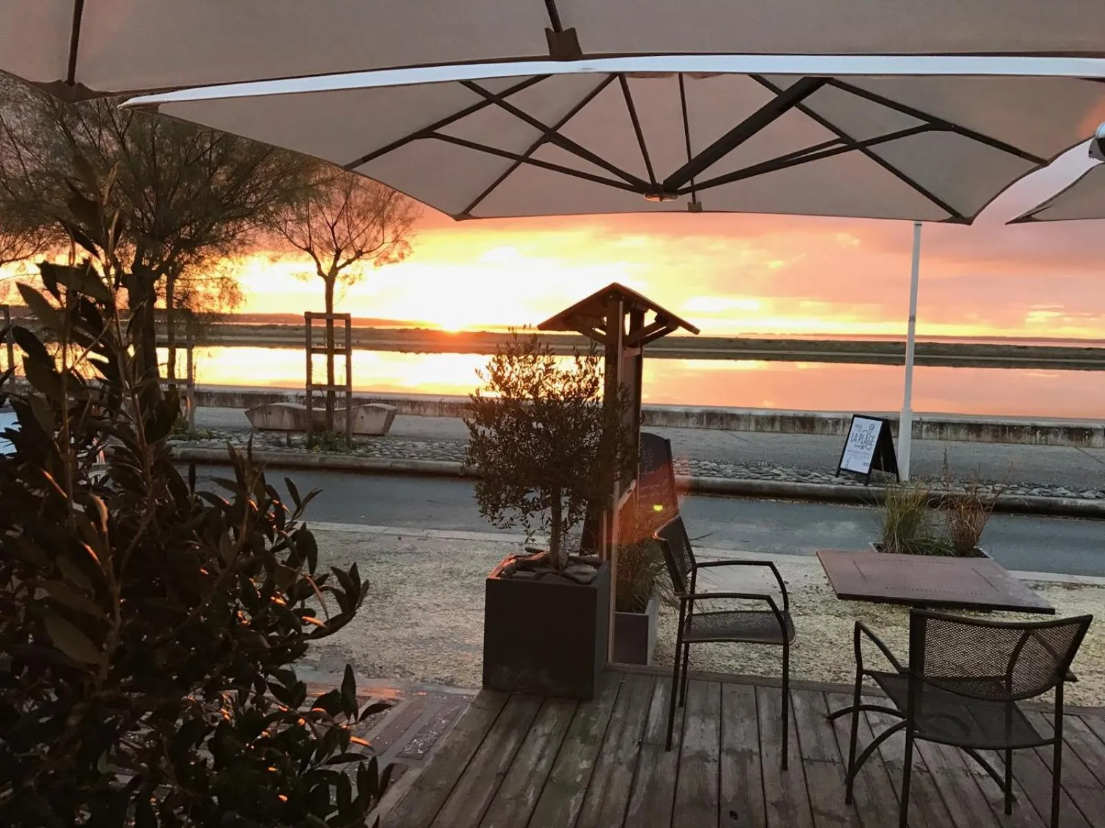 Sunset in Dormir sur la Plage