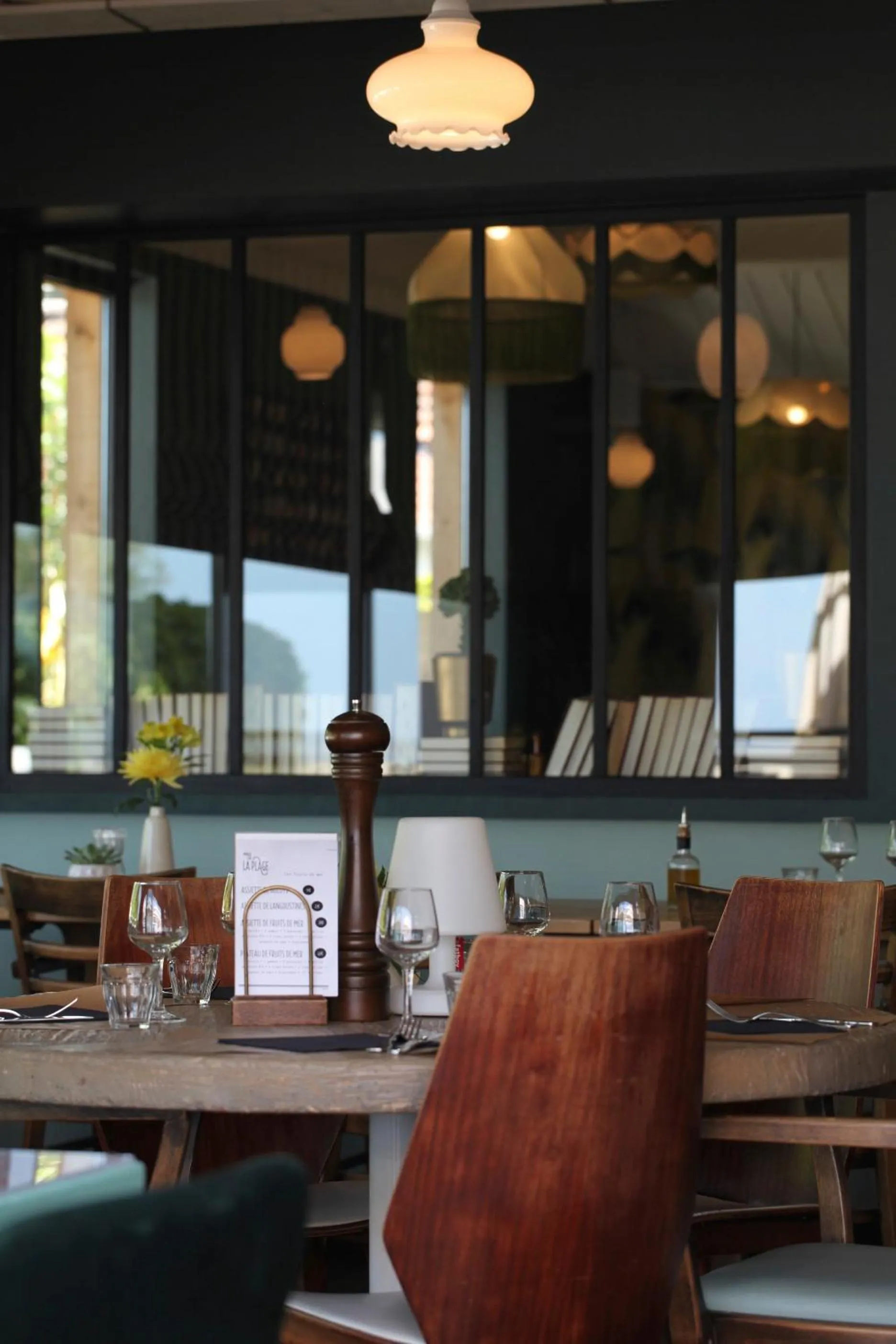 Restaurant/places to eat in Dormir sur la Plage