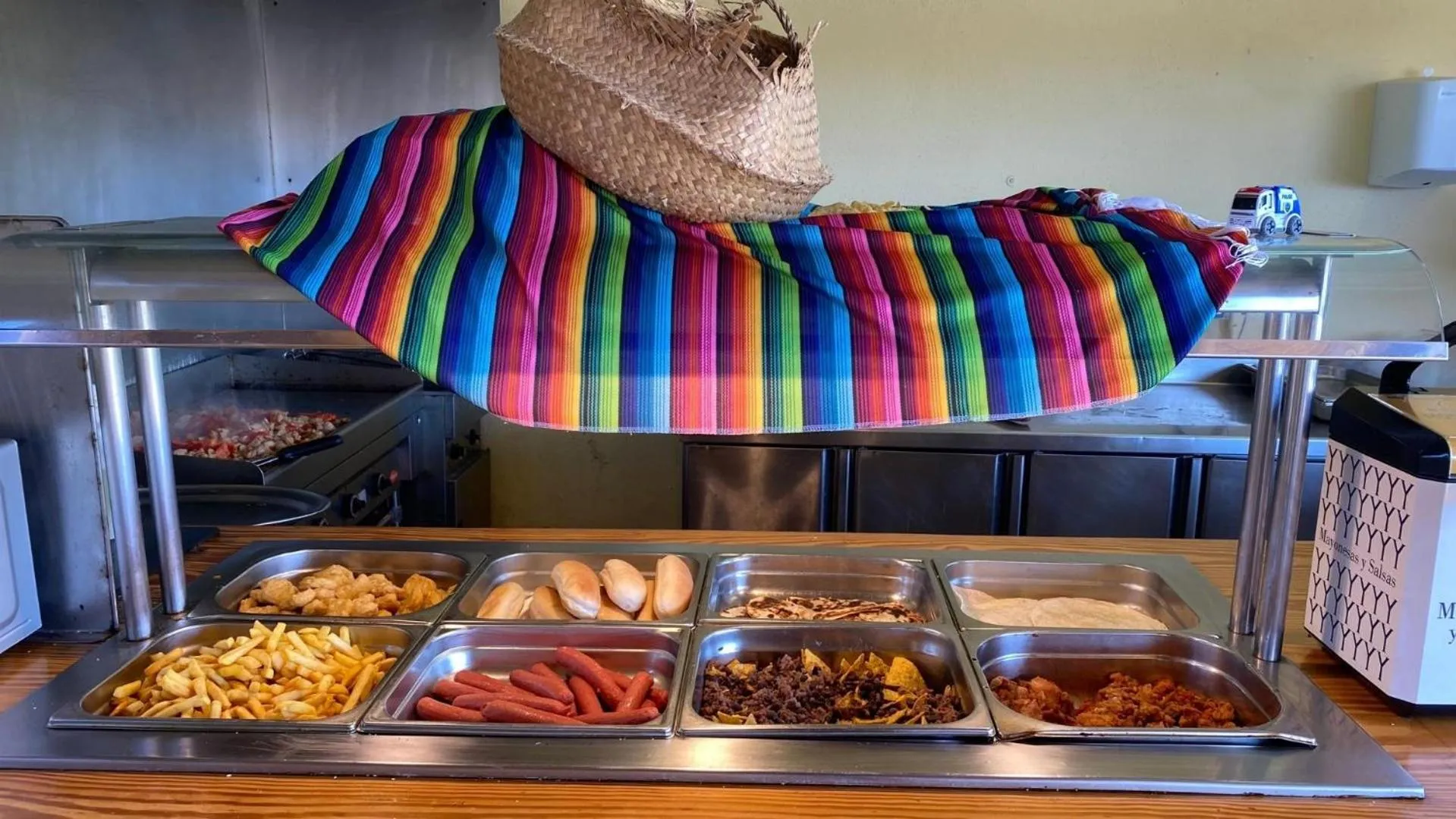 Restaurant/places to eat in Evenia Olympic Palace