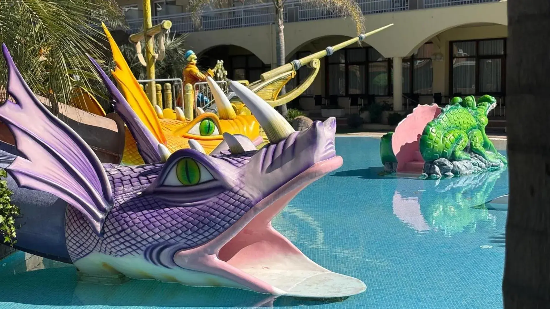 Swimming pool in Evenia Olympic Palace Swimming pool in Evenia Olympic Palace