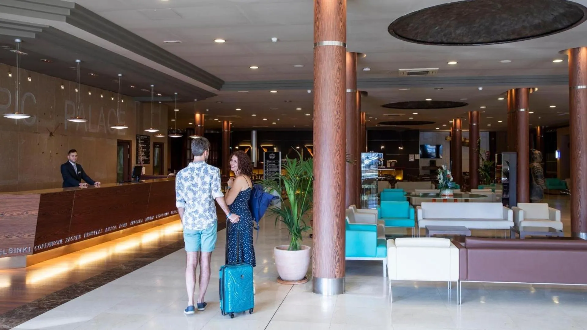 Lobby or reception in Evenia Olympic Palace