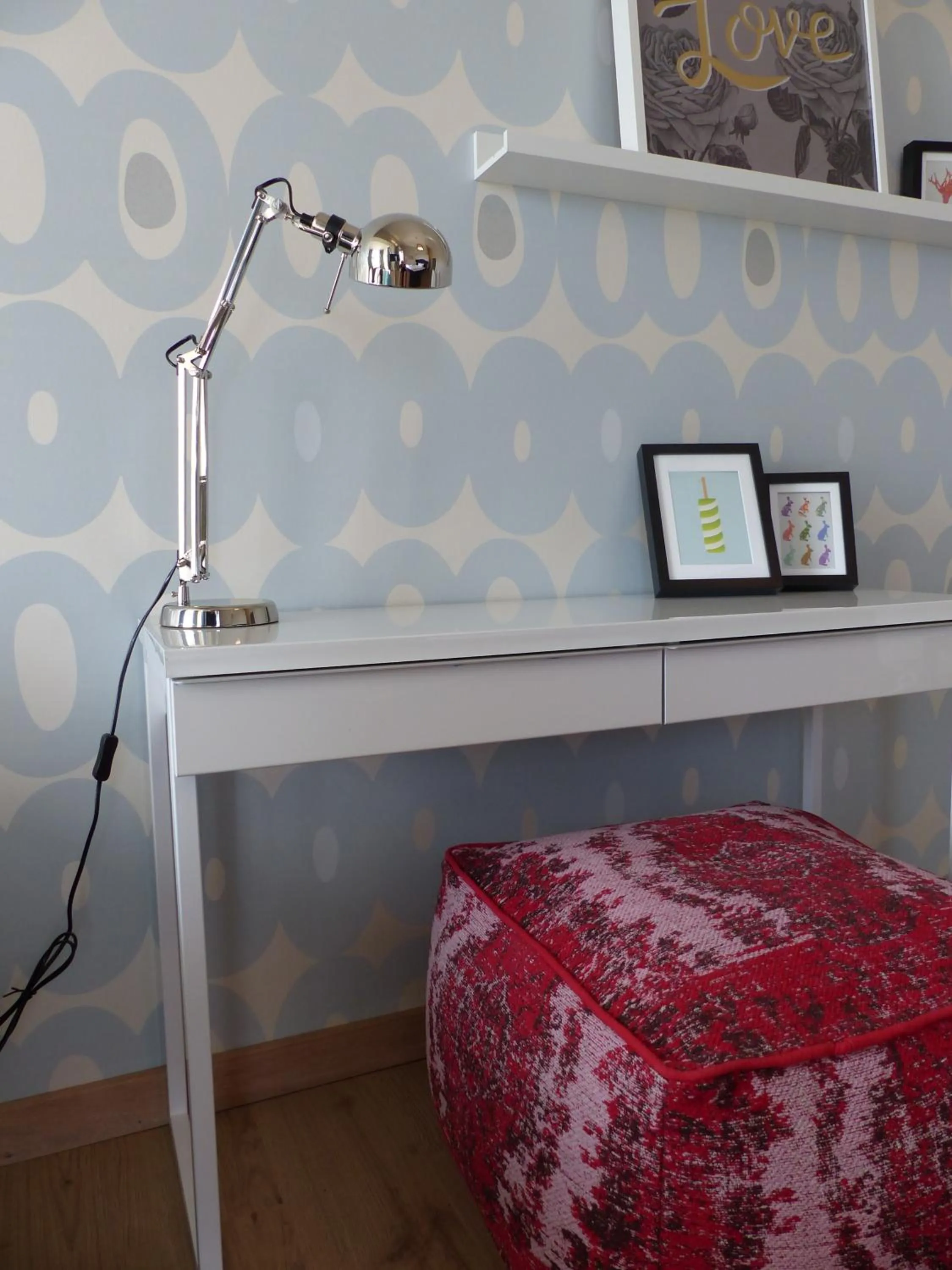 Decorative detail, Bed in Parkhotel Heidehof Apartements