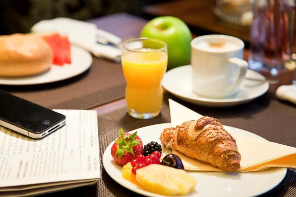 Buffet breakfast in Parkhotel Heidehof Apartements