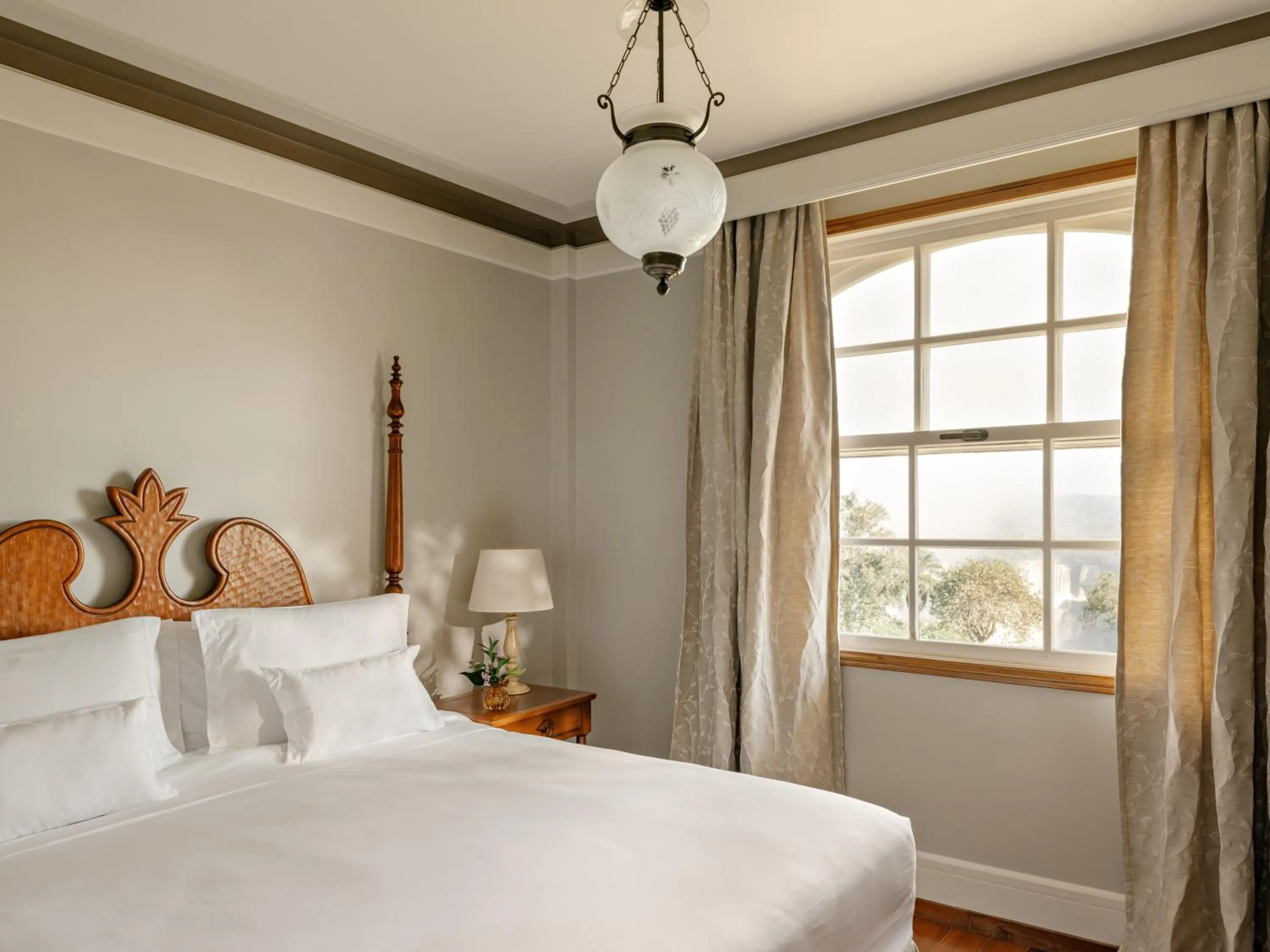 Bedroom, Bed in Hotel das Cataratas, A Belmond Hotel, Iguassu Falls