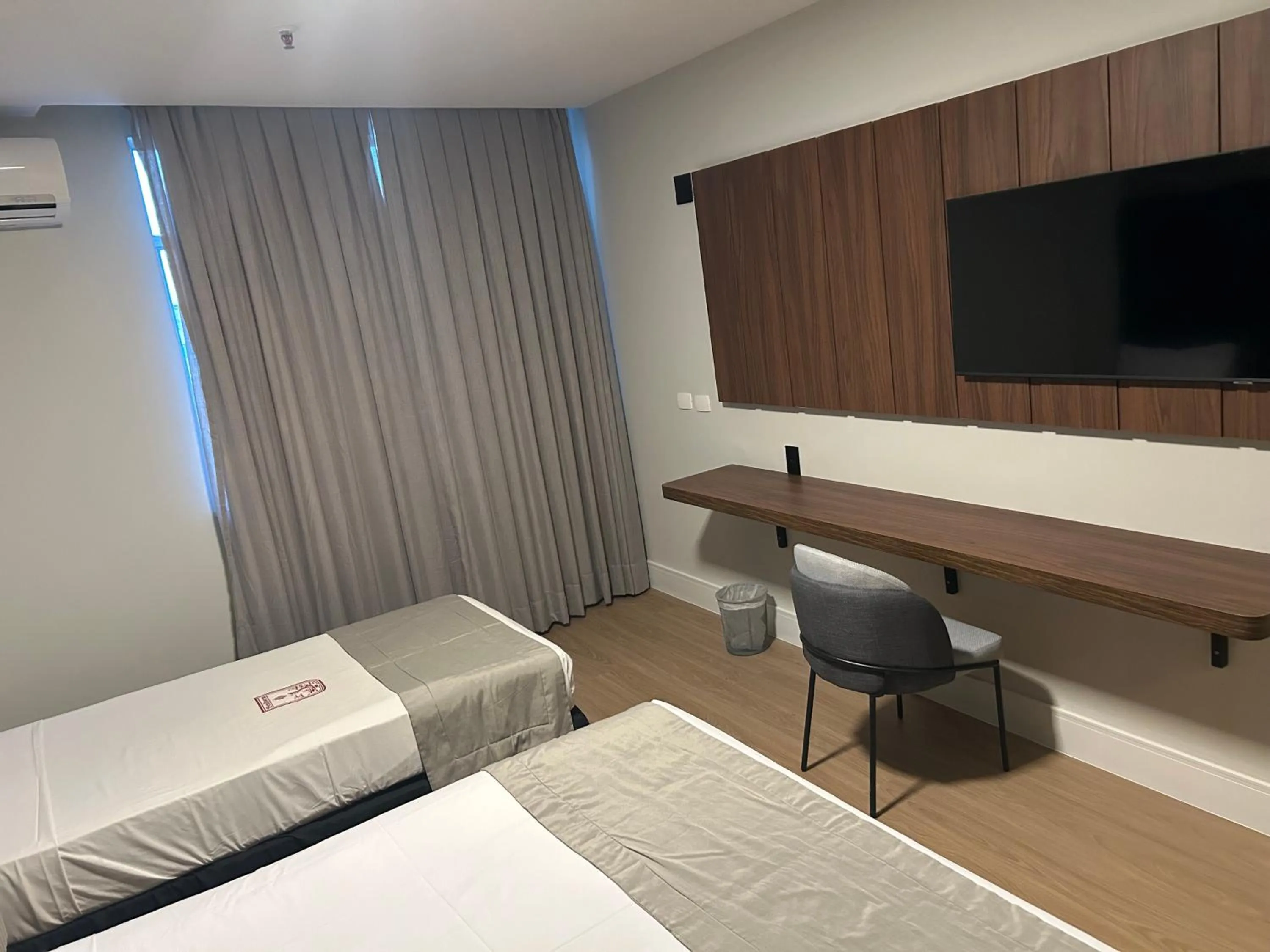 Bed in Américas Benidorm Hotel