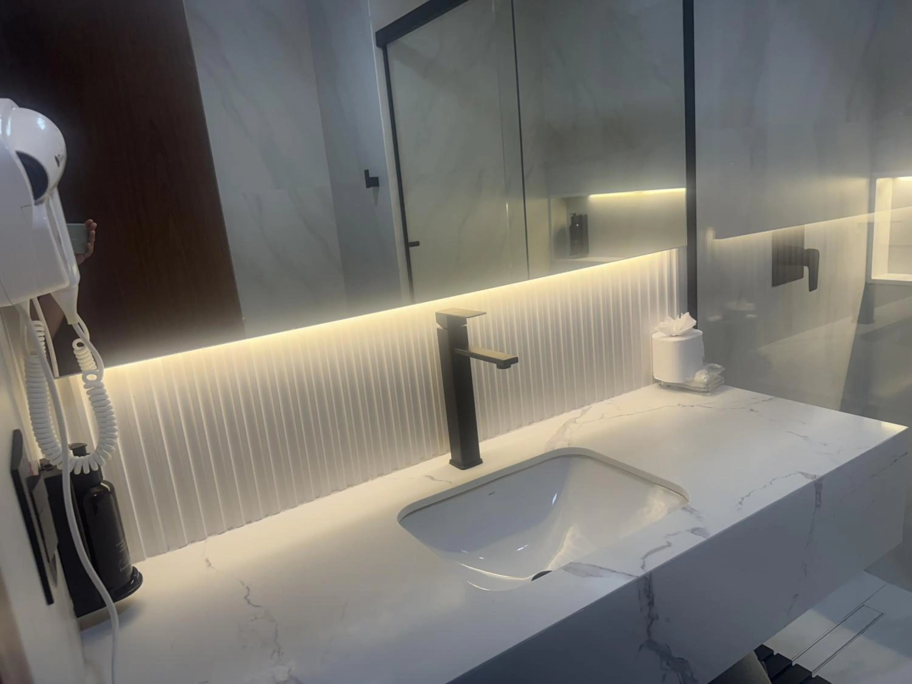 Bathroom in Américas Benidorm Hotel