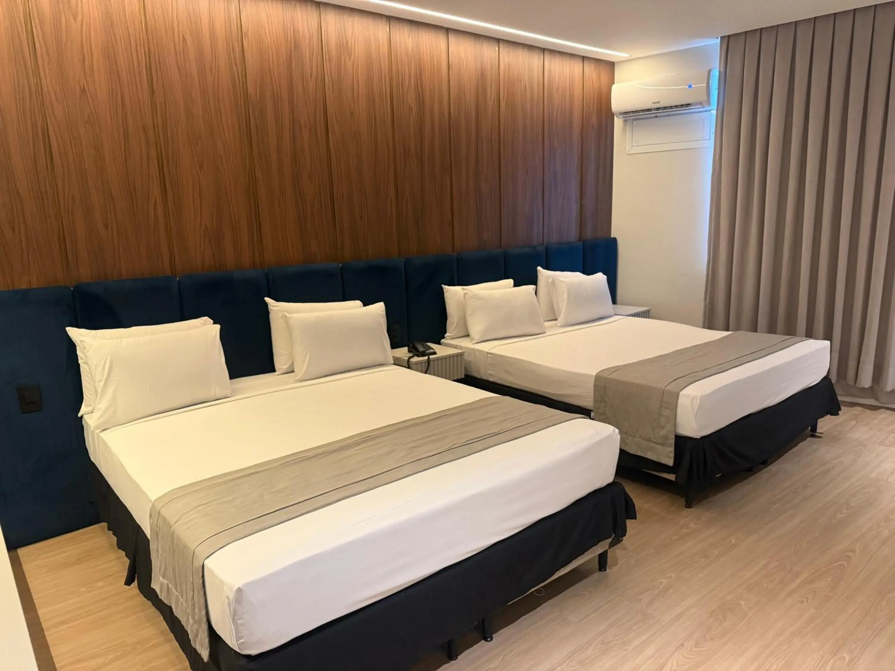 Landmark view, Bed in Américas Benidorm Hotel Landmark view, Bed in Américas Benidorm Hotel