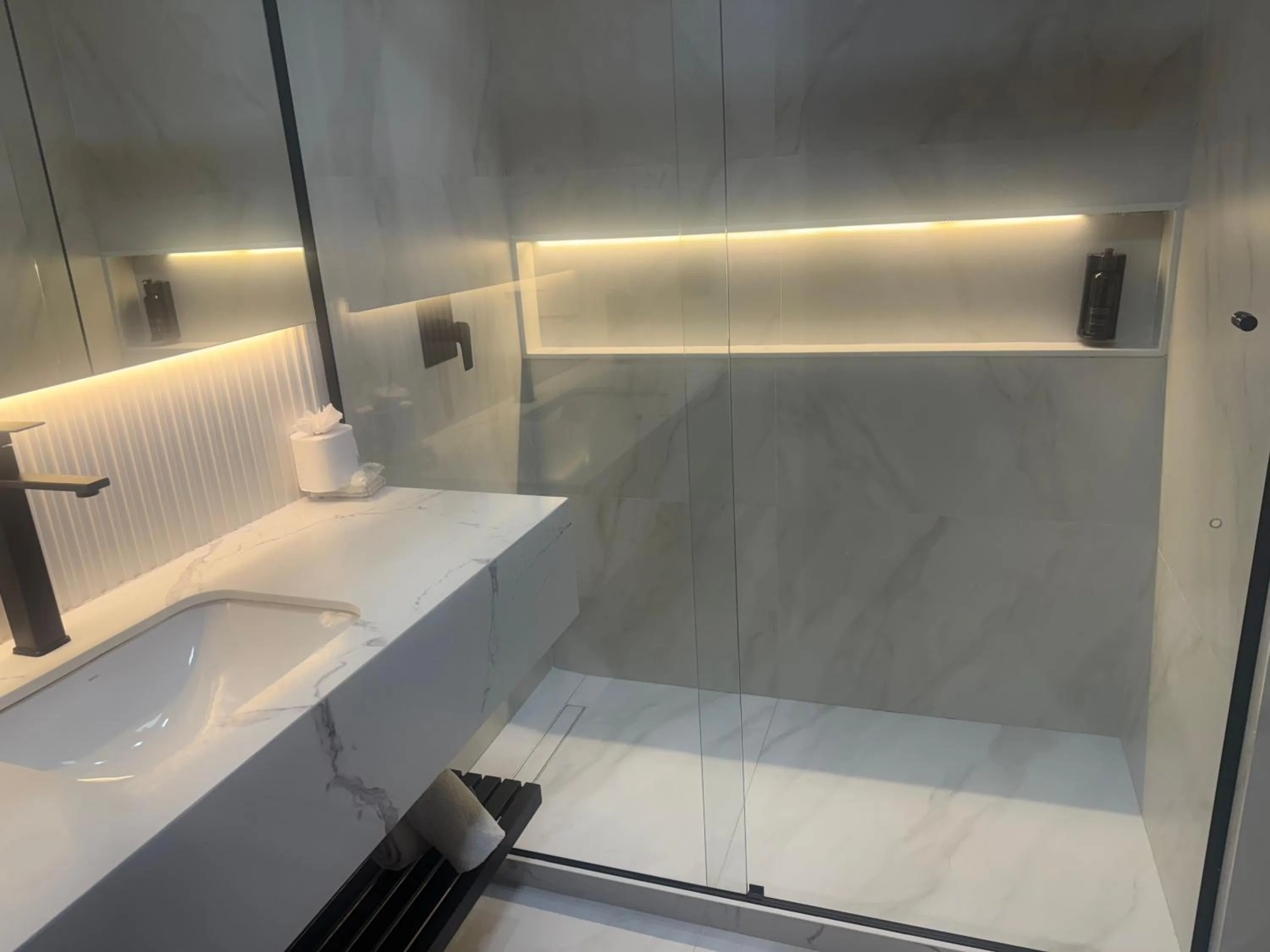 Bathroom in Américas Benidorm Hotel