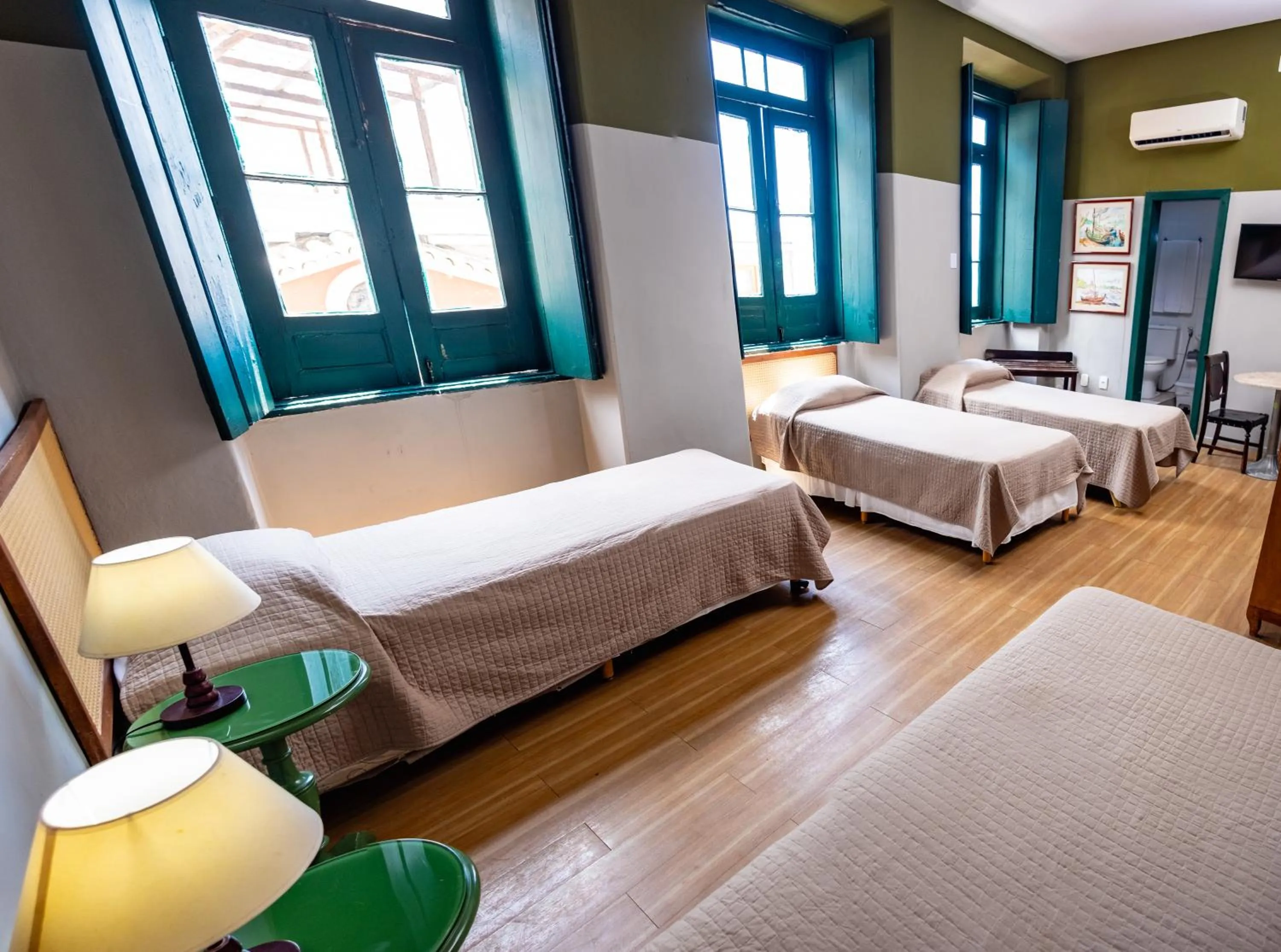 Bed in Pousada Colonial Chile