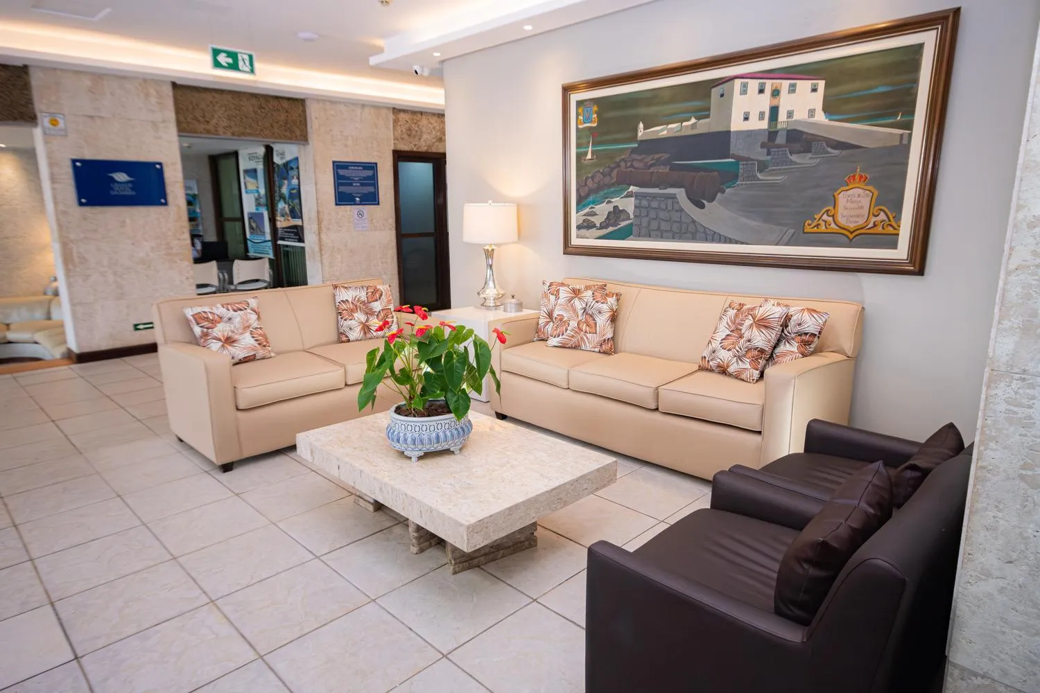 Seating area in Grande Hotel da Barra