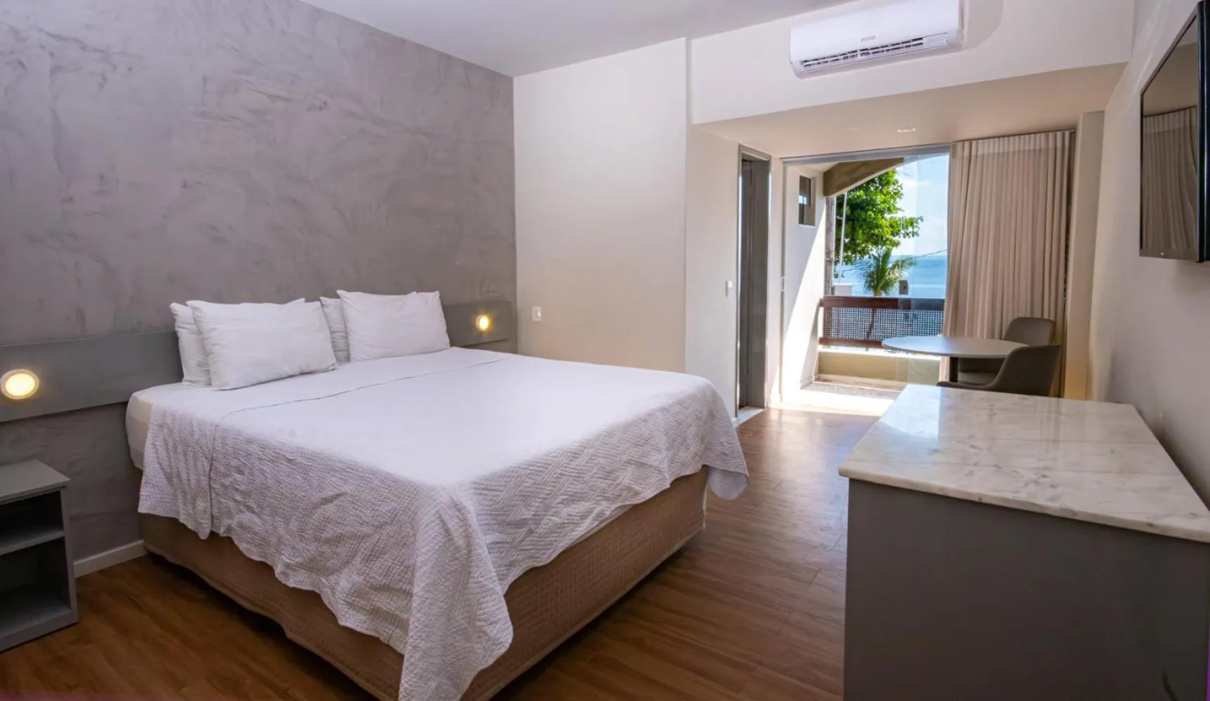 Bedroom, Bed in Grande Hotel da Barra