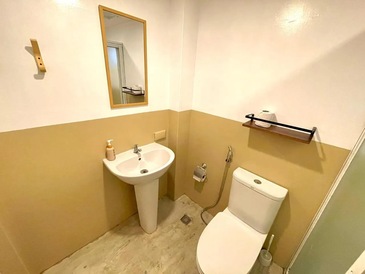 Toilet in Chill Out Hostel