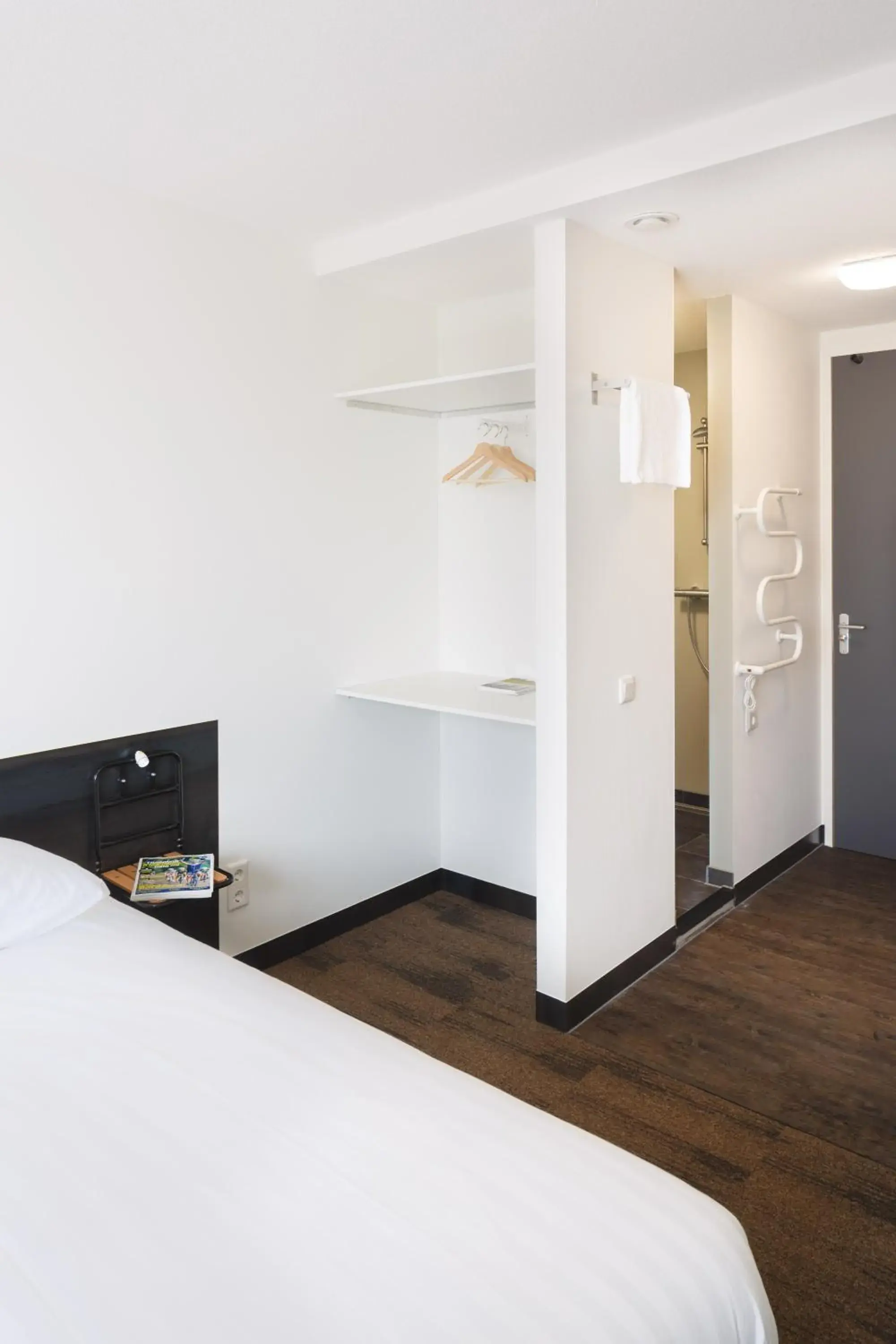 Triple Room with Private Bathroom in Hotel Blooker Triple Room with Private Bathroom in Hotel Blooker