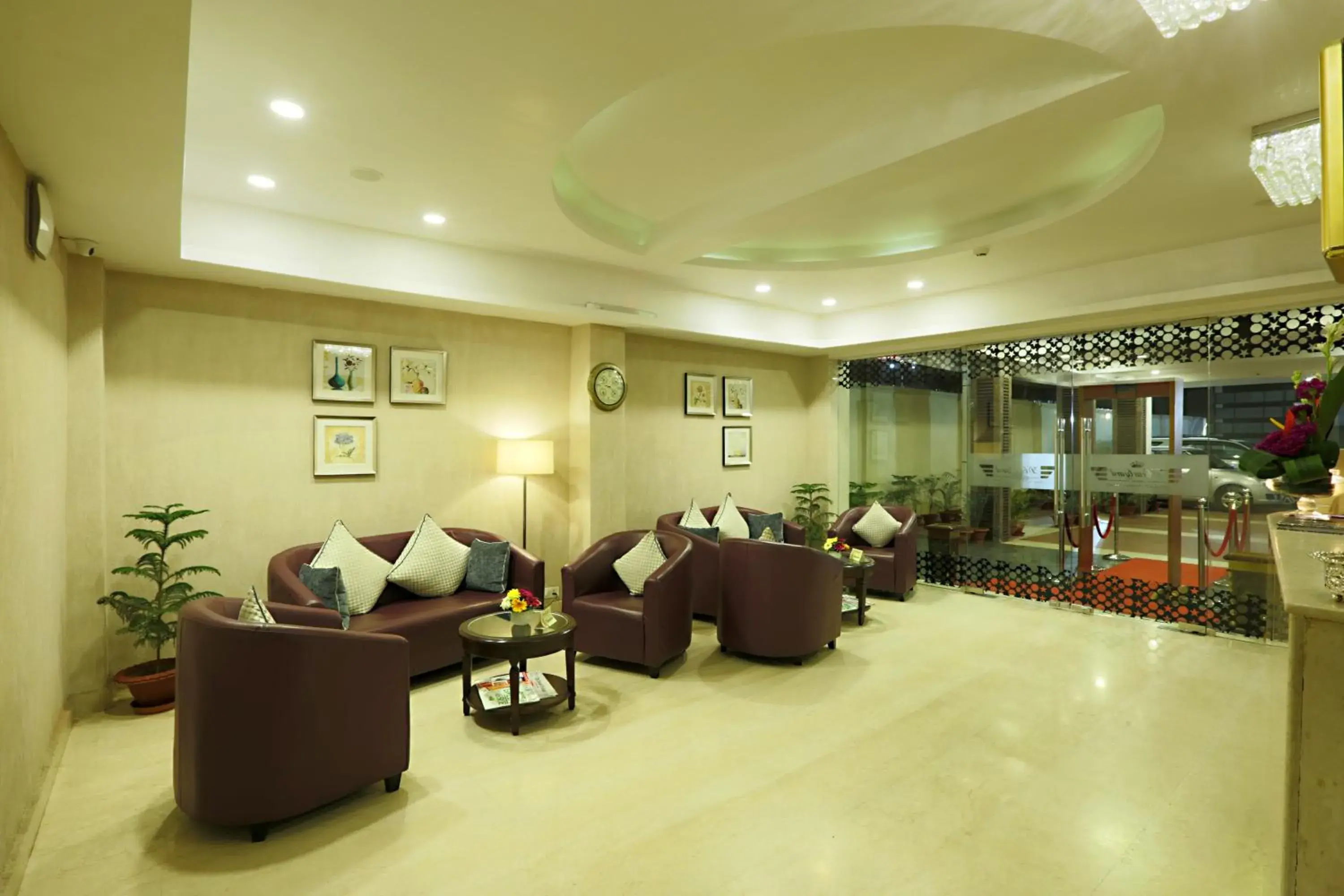 Lobby or reception in Hotel D Courtyard Lobby or reception in Hotel D Courtyard