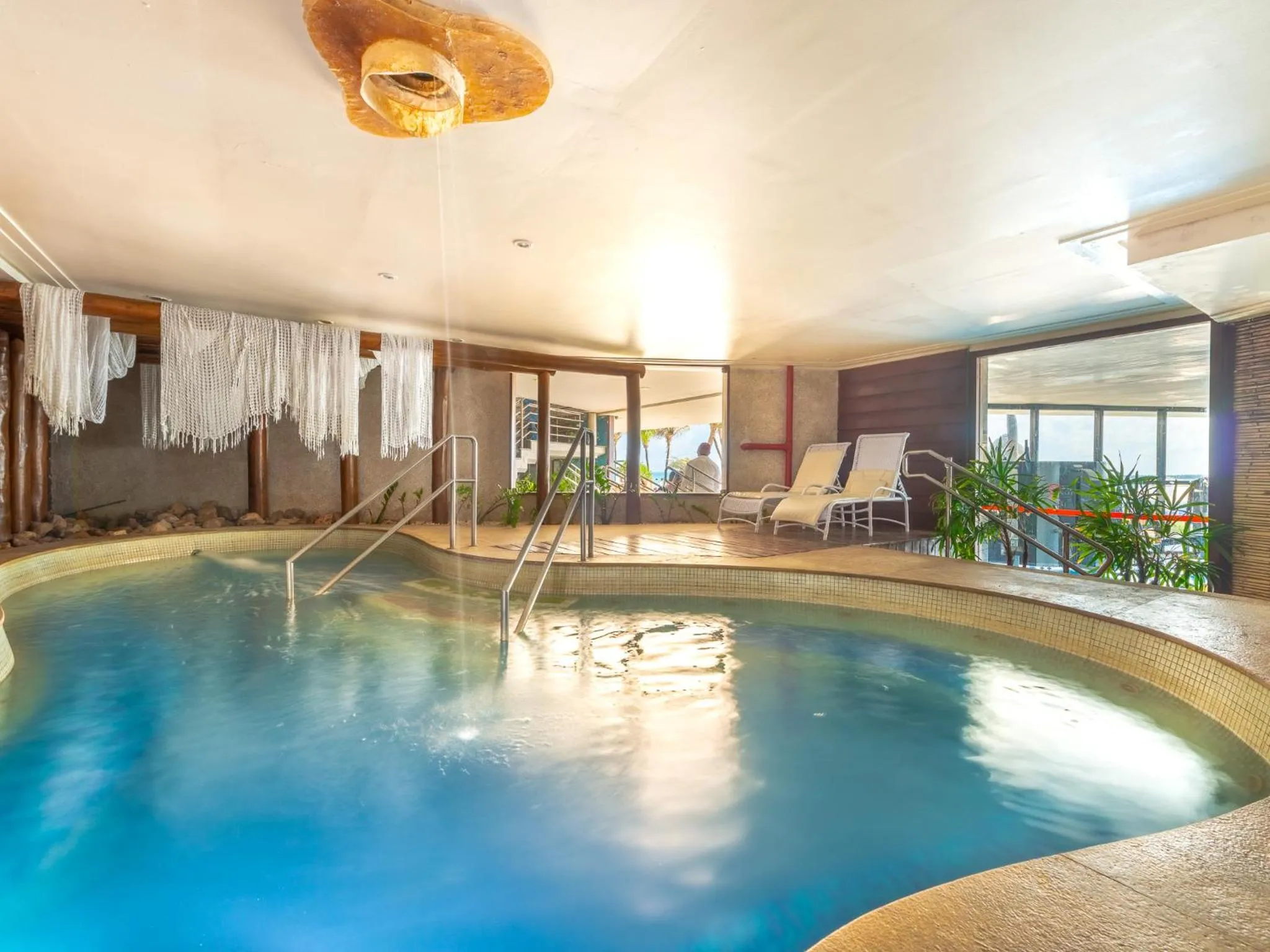 Hot Tub in Ocean Palace All Inclusive Premium