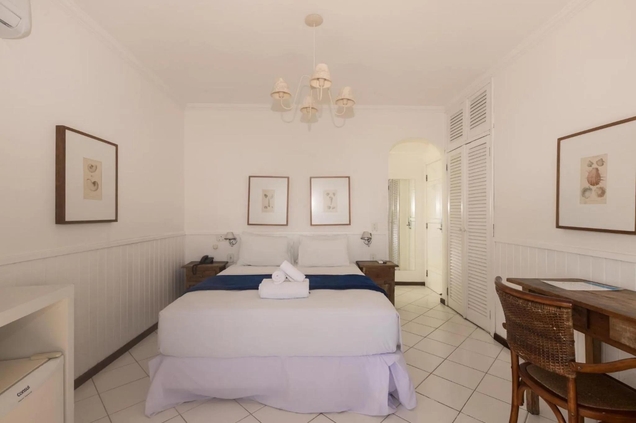 Bedroom, Bed in Byblos Pousada