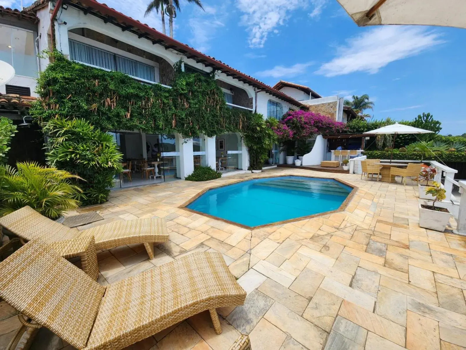 Swimming pool in Byblos Pousada Swimming pool in Byblos Pousada