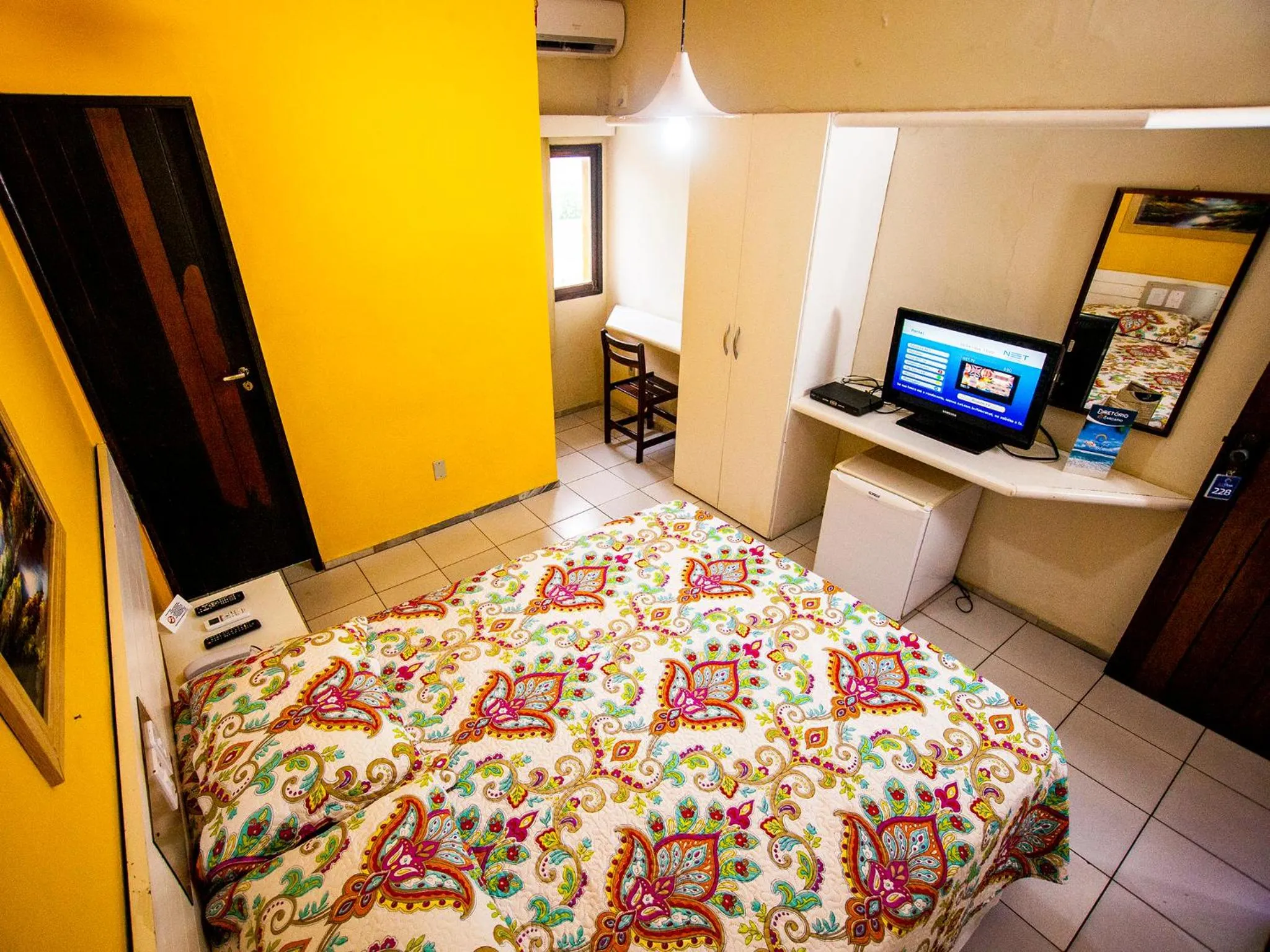 TV/Entertainment Center in Sol Praia Marina Hotel