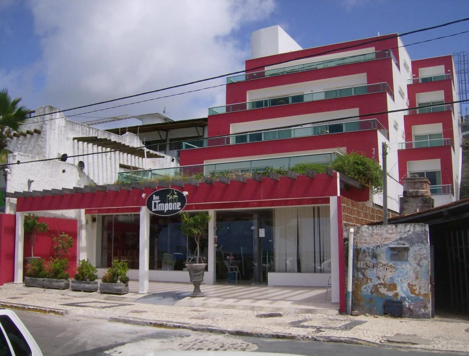 Don Limpone Apart Hotel