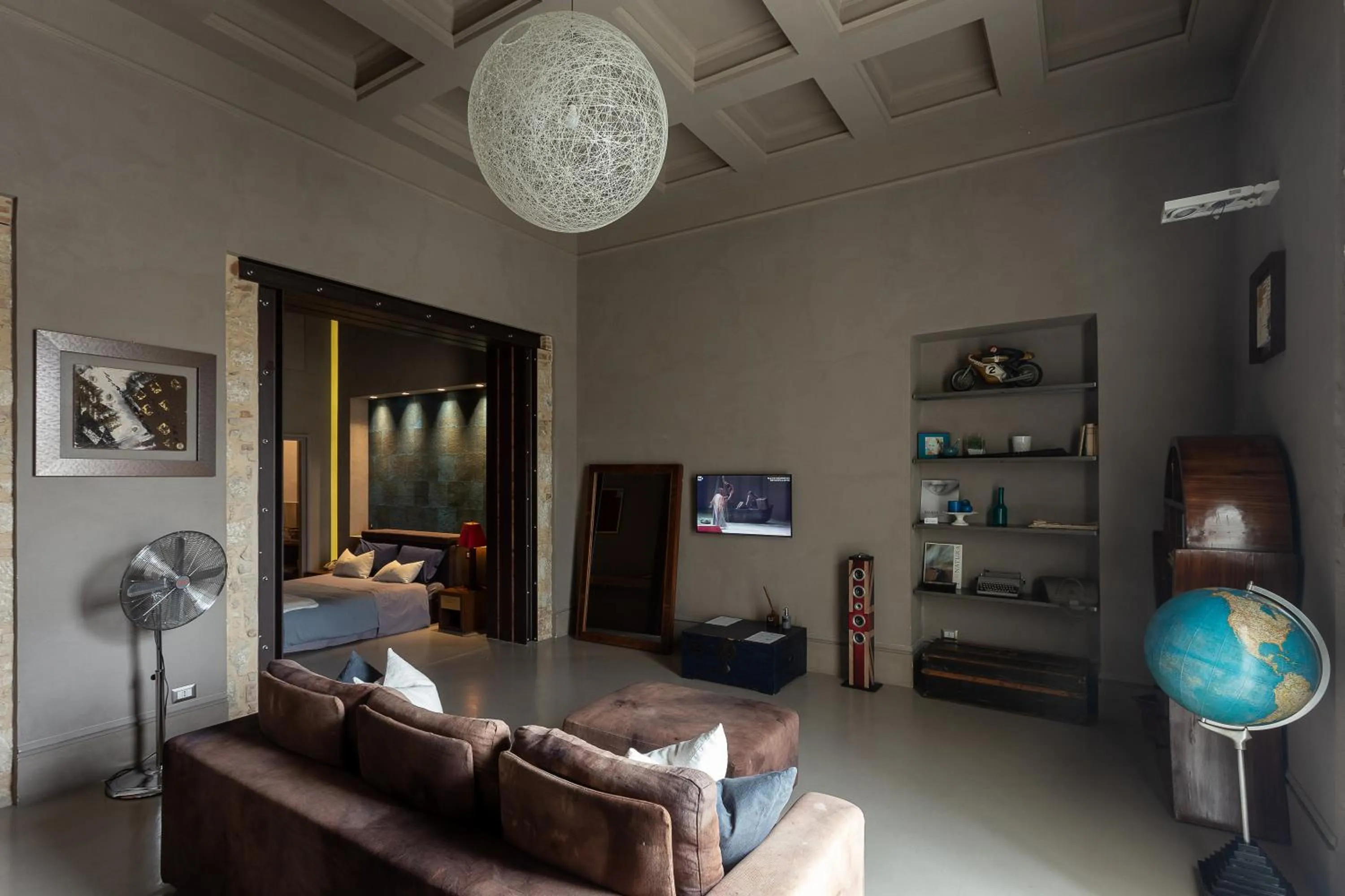 Library in ArtStudio6 Dimora Artistica