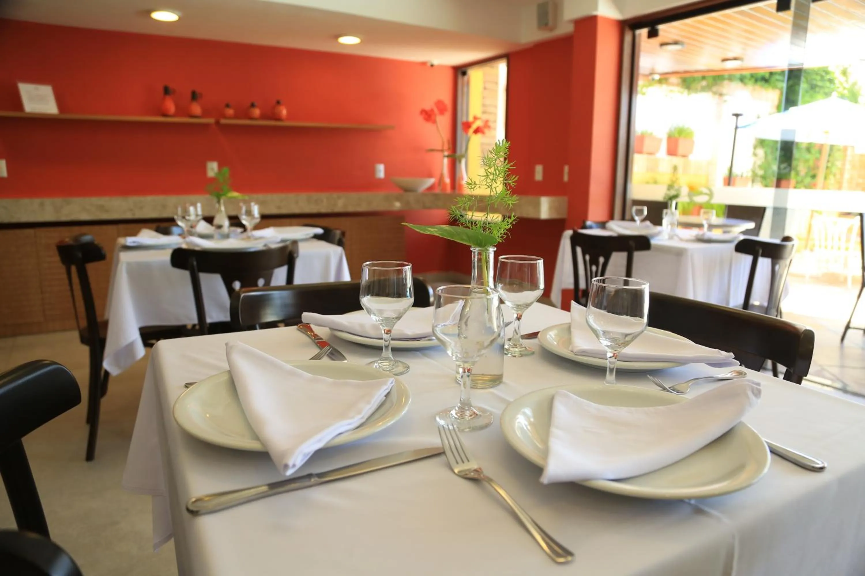 Restaurant/places to eat in Garbos Soleil Hotel