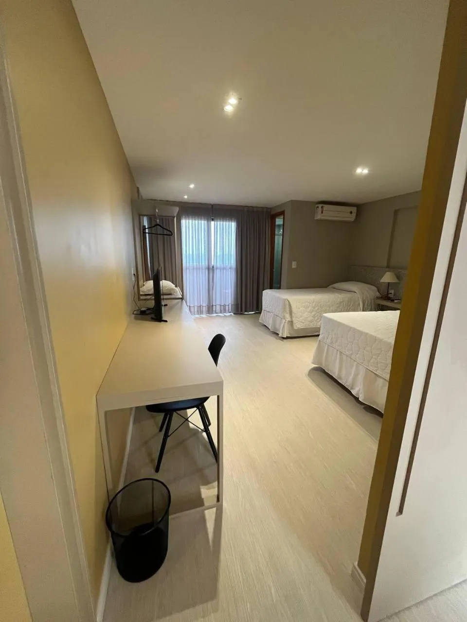 Bed in Paradise Flat