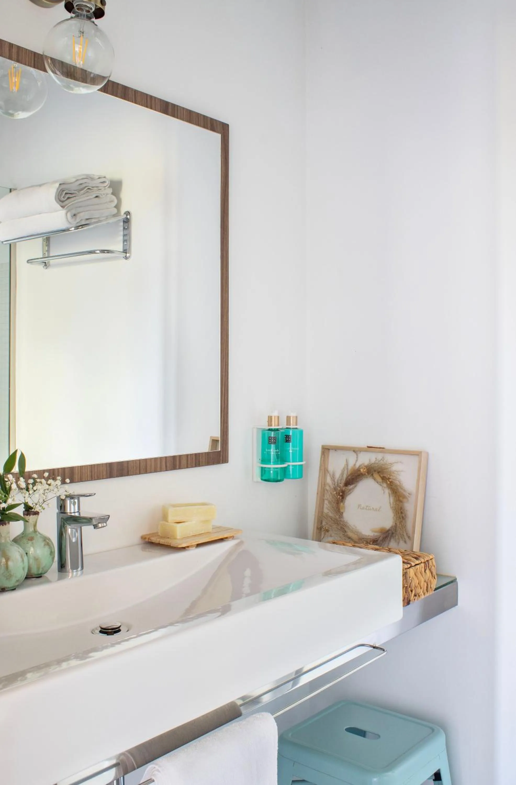 Bathroom in MasQi, The Energy House