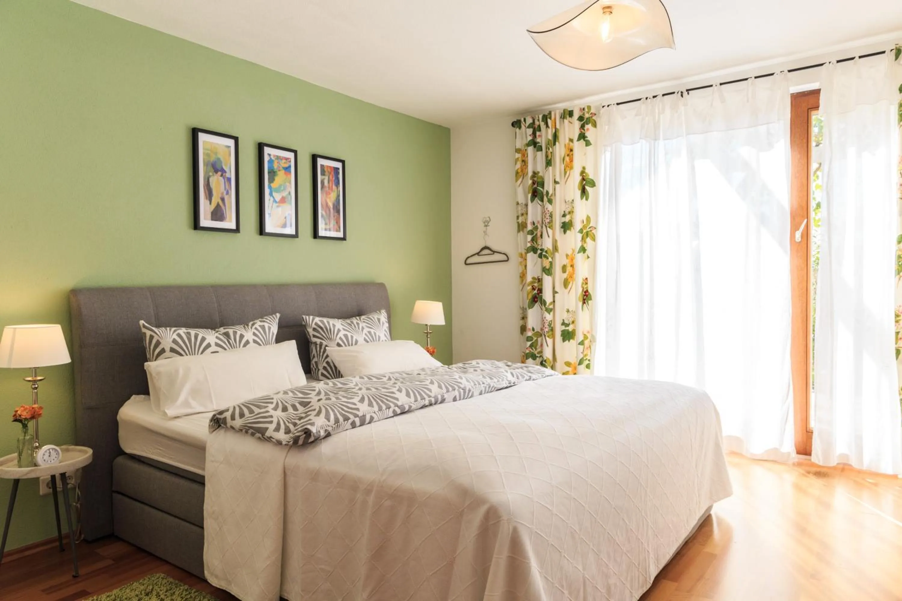 Bed in Ferienwohnung Luisa