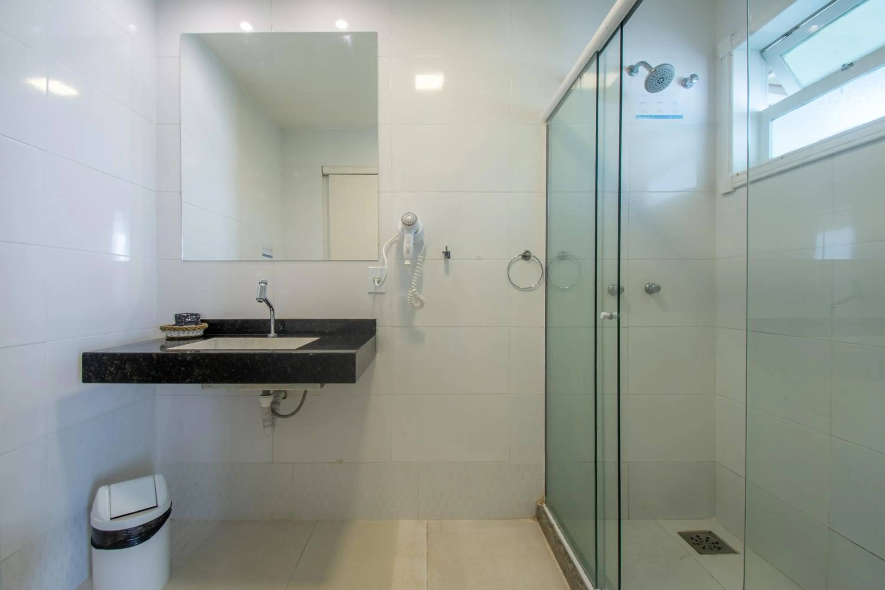 Shower in Pousada Aroma do Mar by Latitud Hoteles