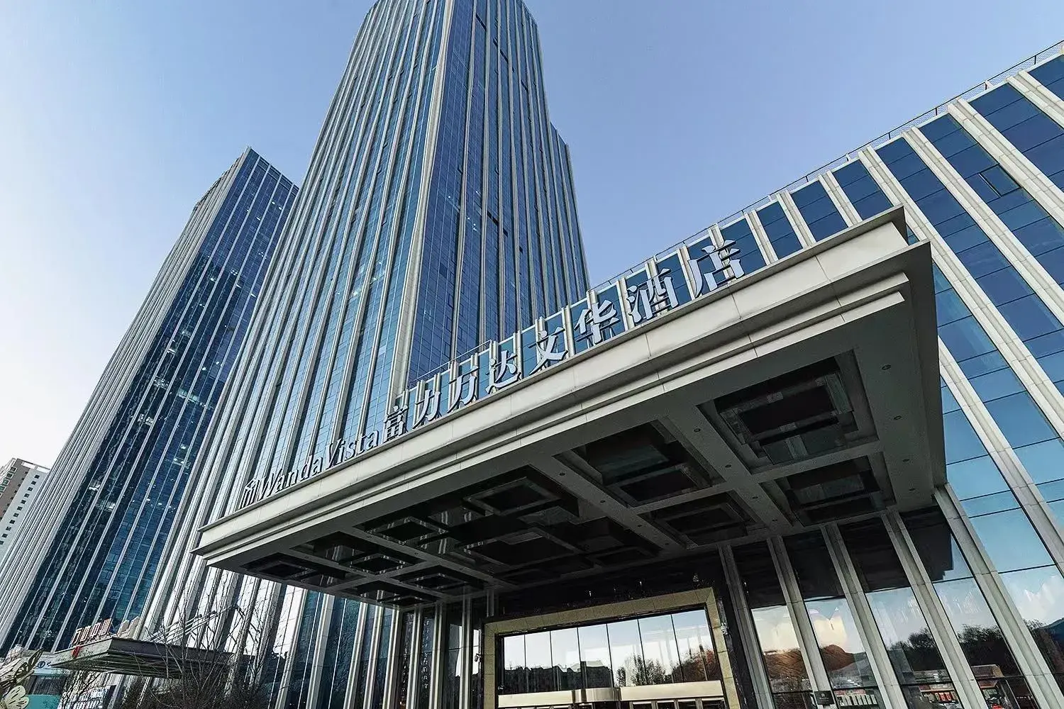 Property building in Wanda Vista Xining Property building in Wanda Vista Xining