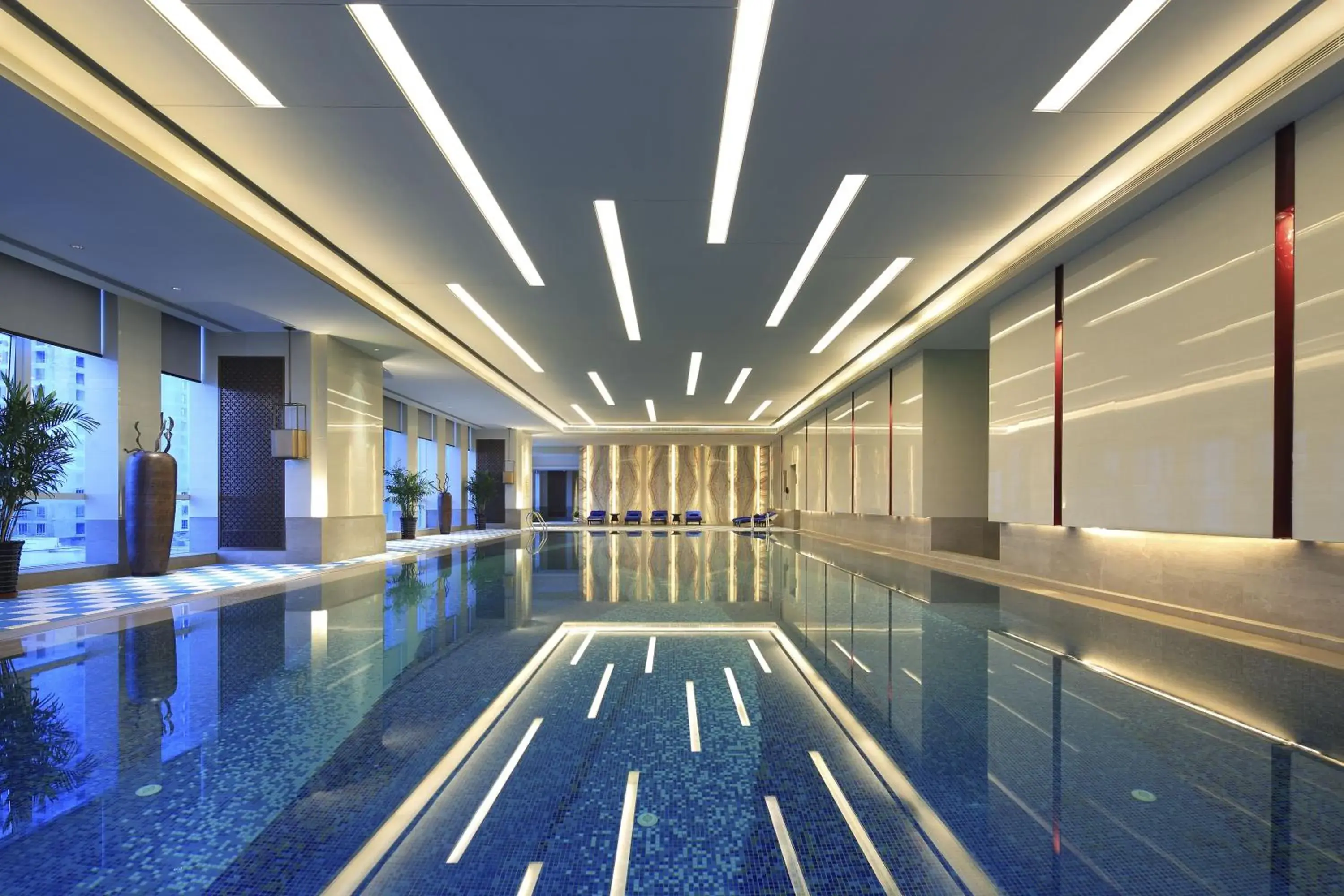 Swimming pool in Wanda Vista Xining Swimming pool in Wanda Vista Xining