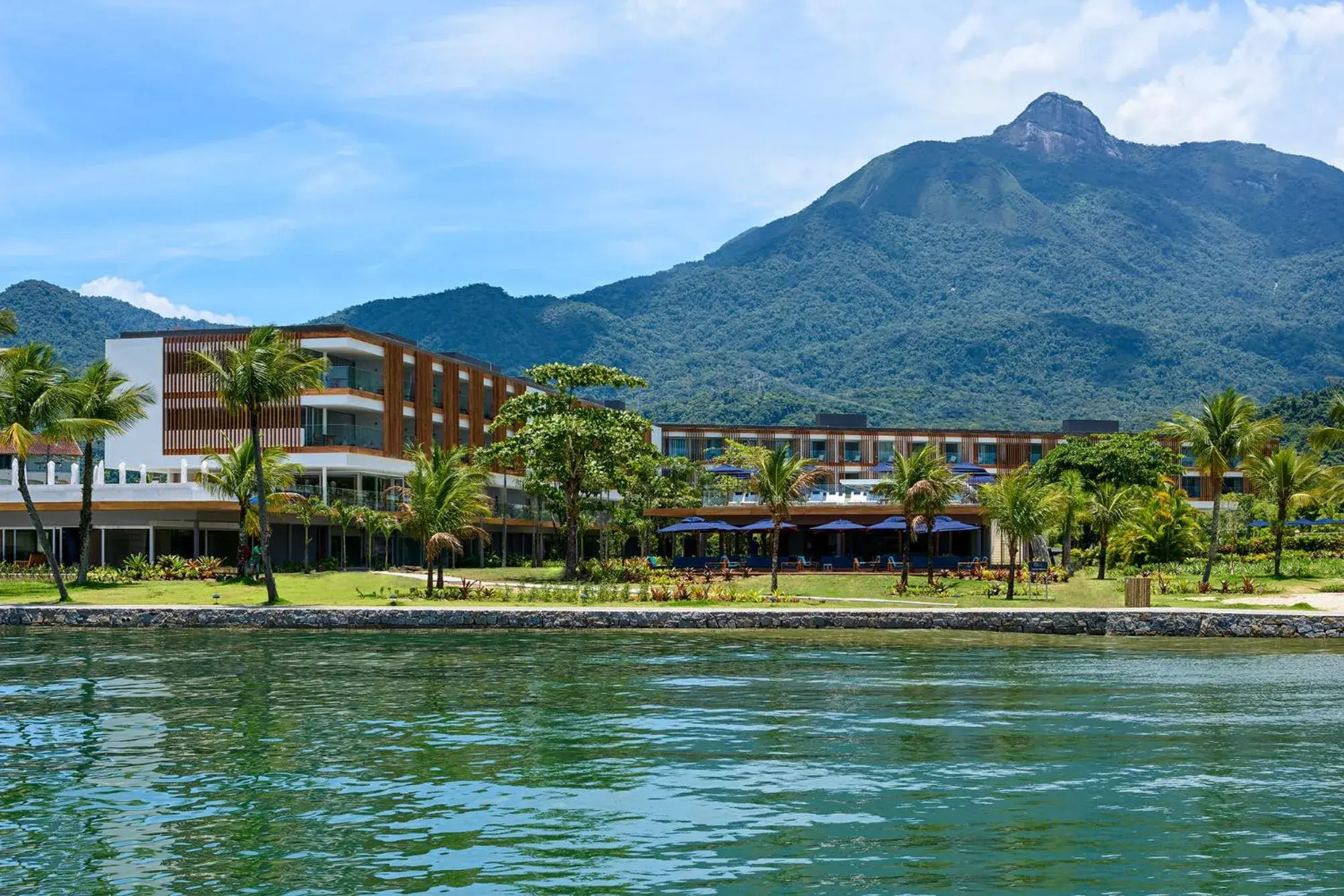 Facade/entrance in Hotel Fasano Angra dos Reis Facade/entrance in Hotel Fasano Angra dos Reis
