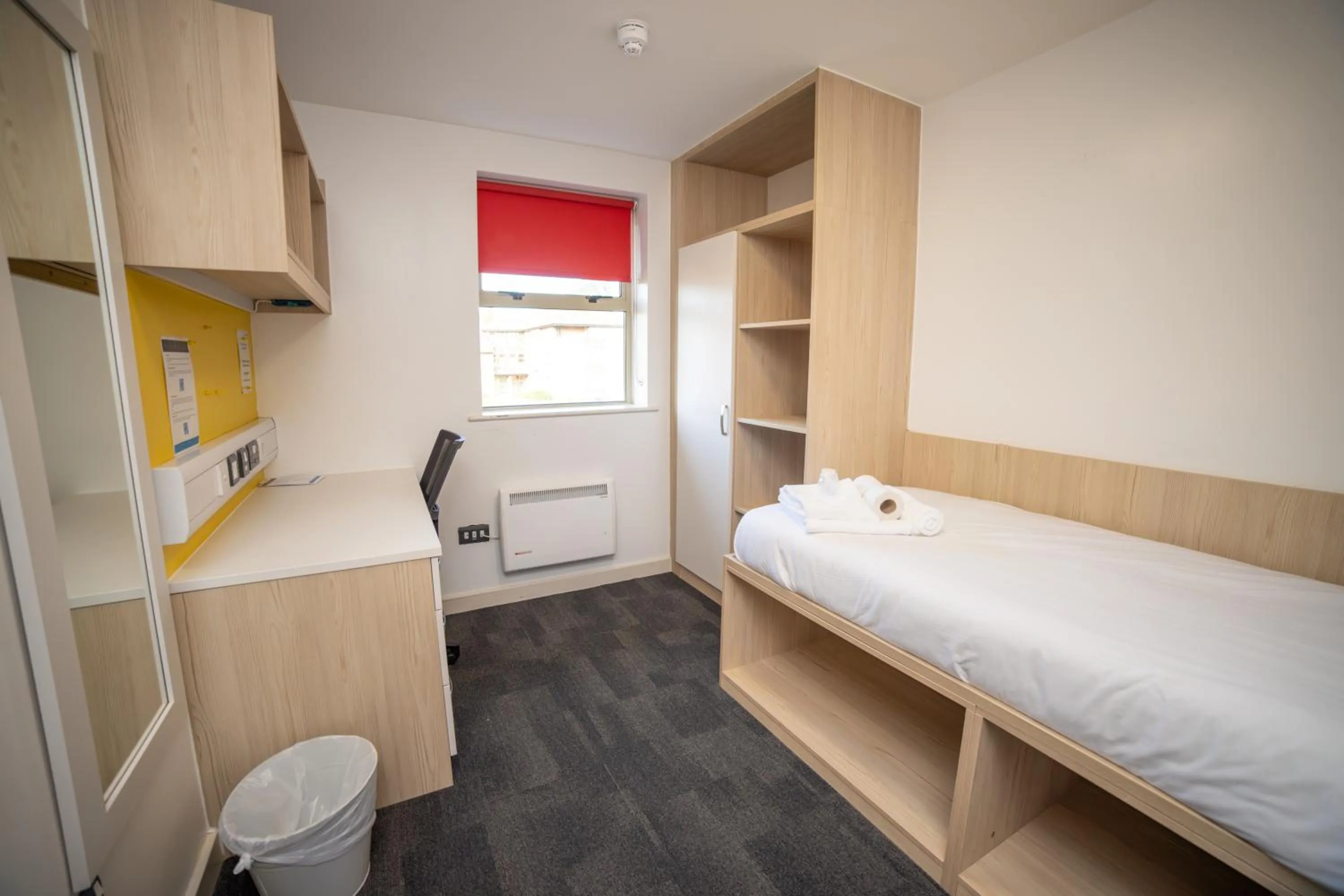 Bedroom, Bed in University of Essex - Colchester Campus
