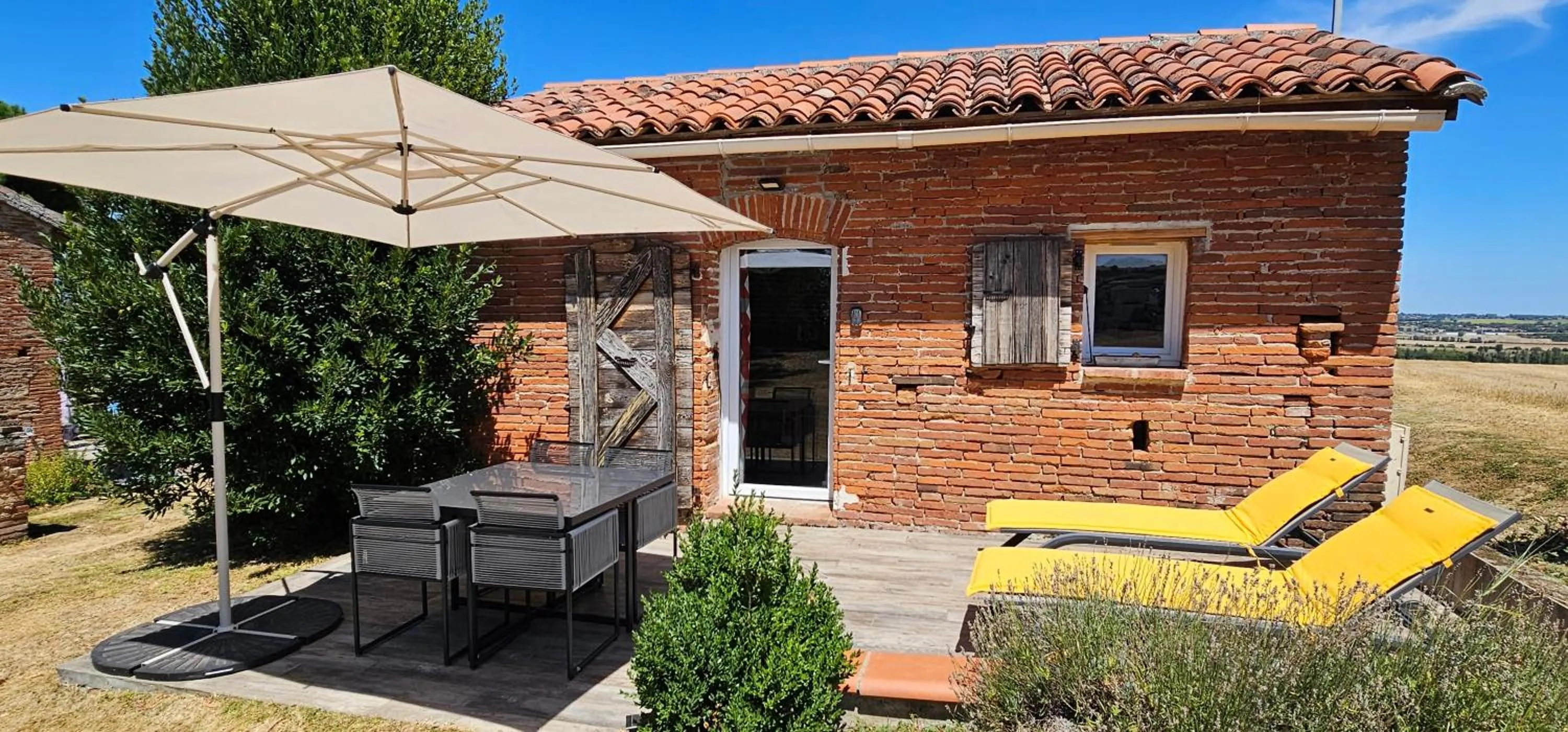 Property building in Les Hauts de Sames