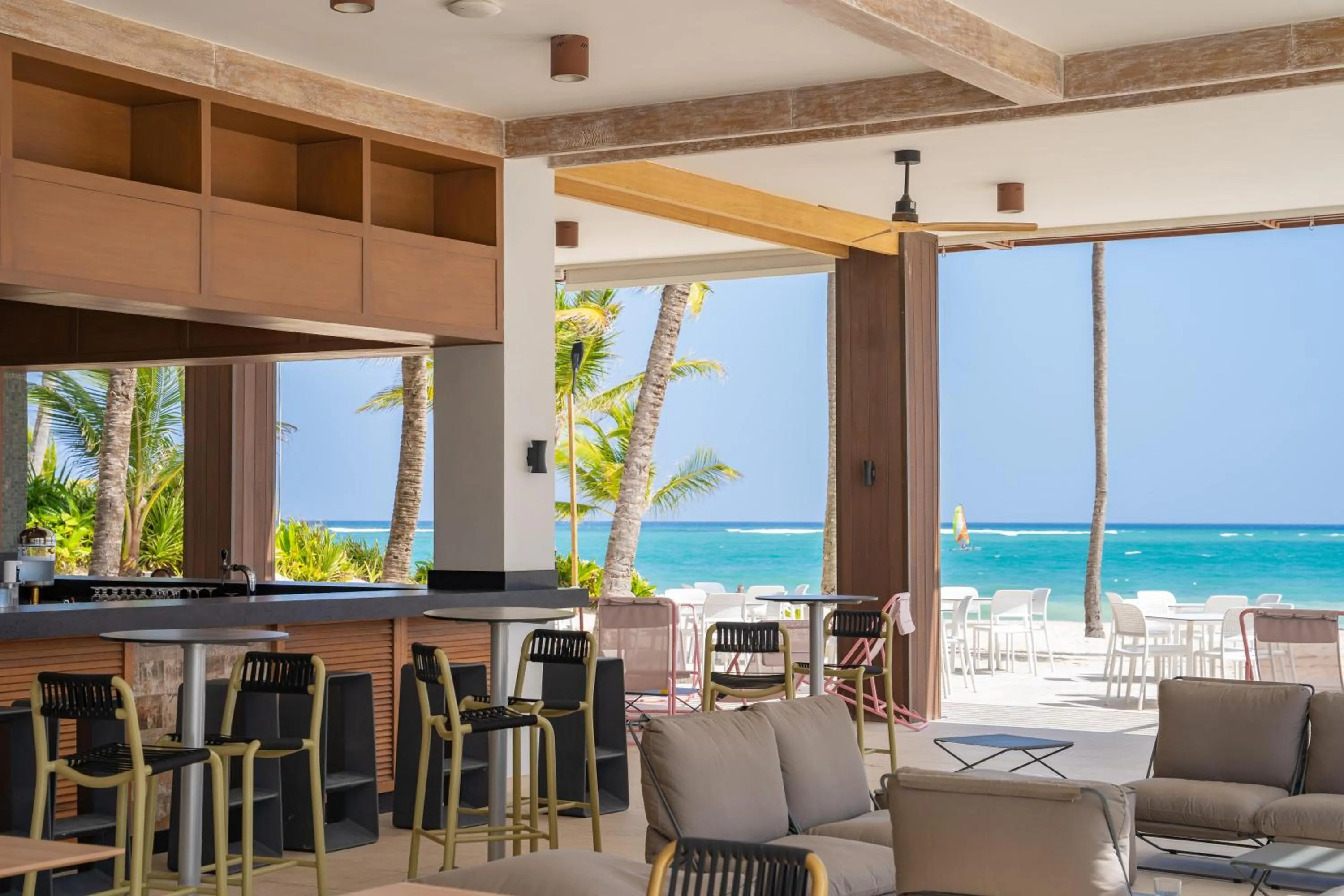 Lounge or bar in Caribe Deluxe Princess - All Inclusive