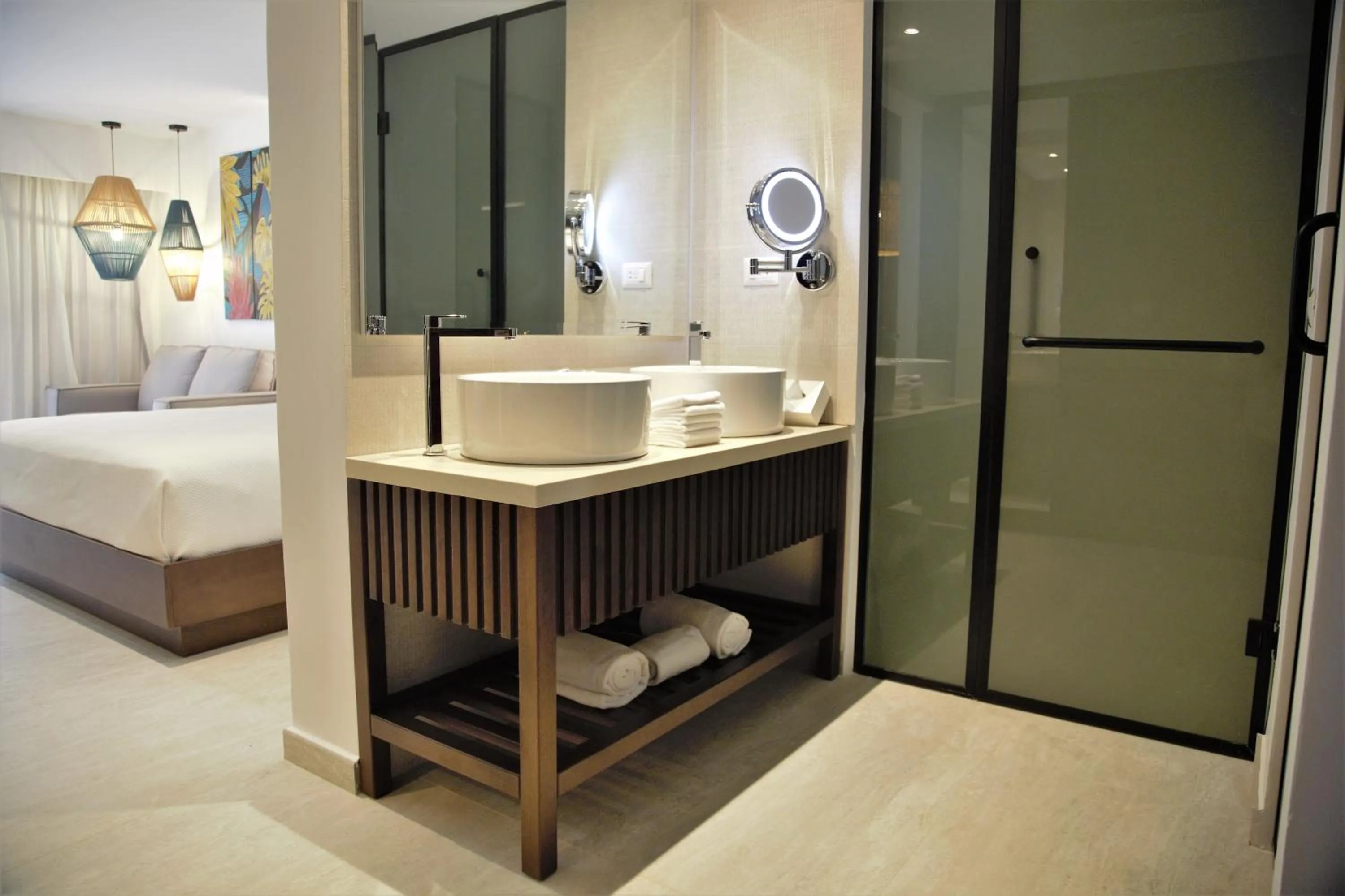 Caribe Deluxe ( 2 Adults + 1 Child ) in Caribe Deluxe Princess - All Inclusive