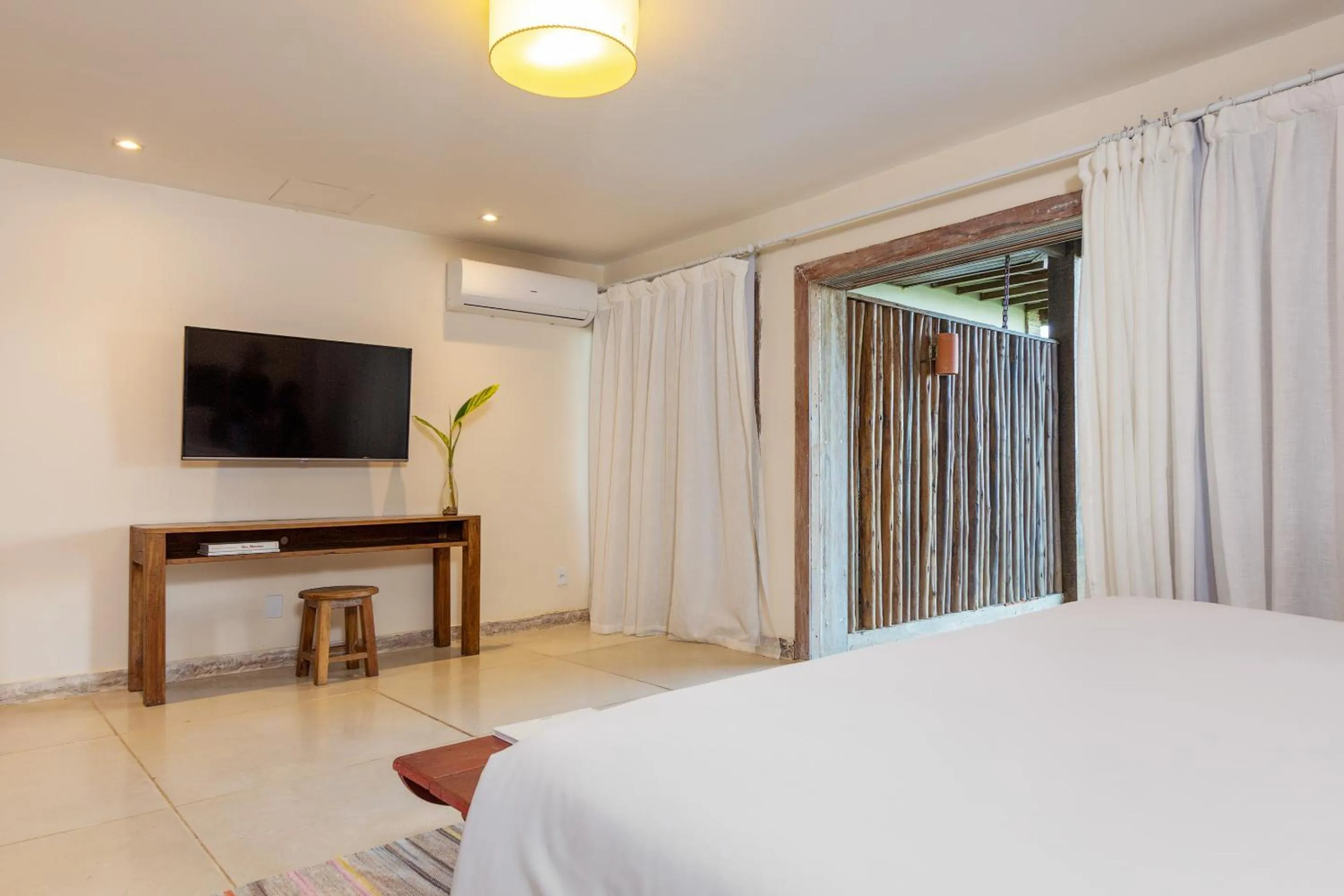 TV and multimedia, Bed in Villa Rasa