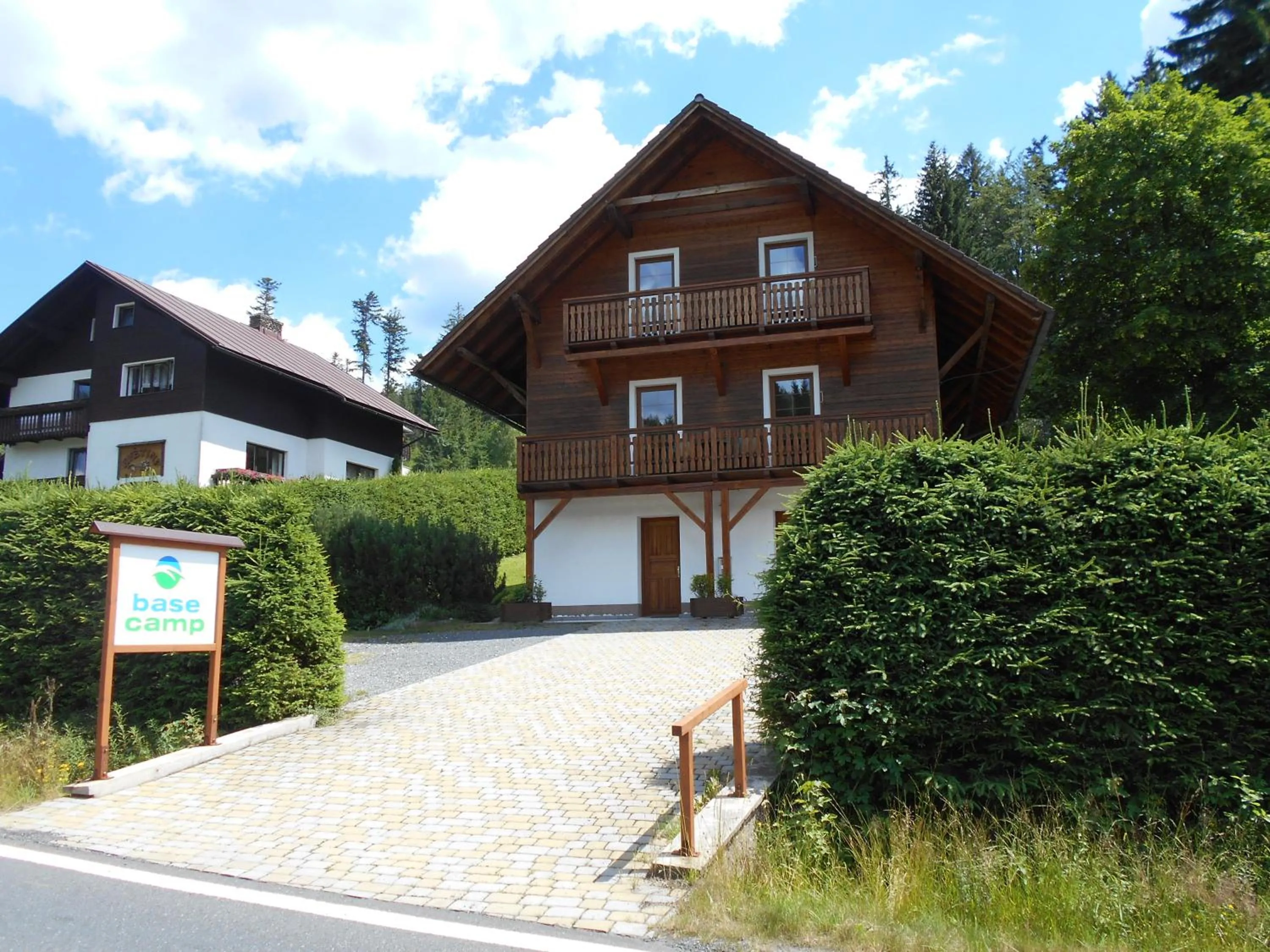 Facade/entrance in Apartmány Base Camp
