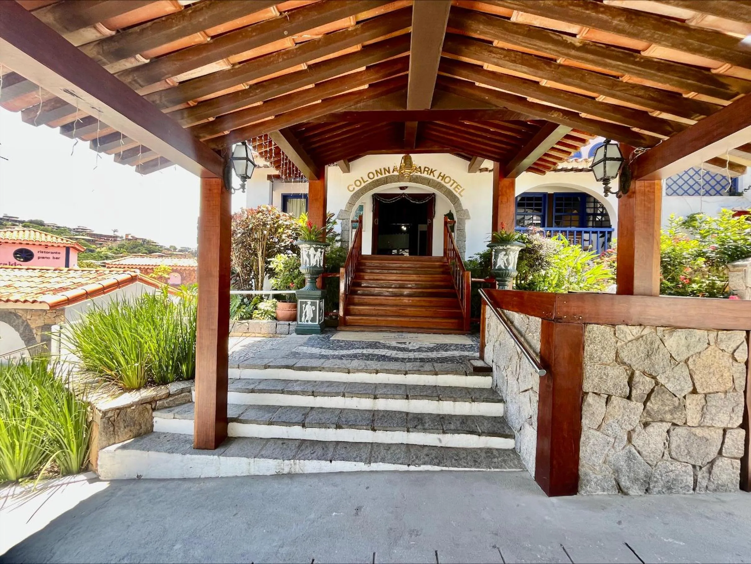 Property building in Colonna Park Hotel