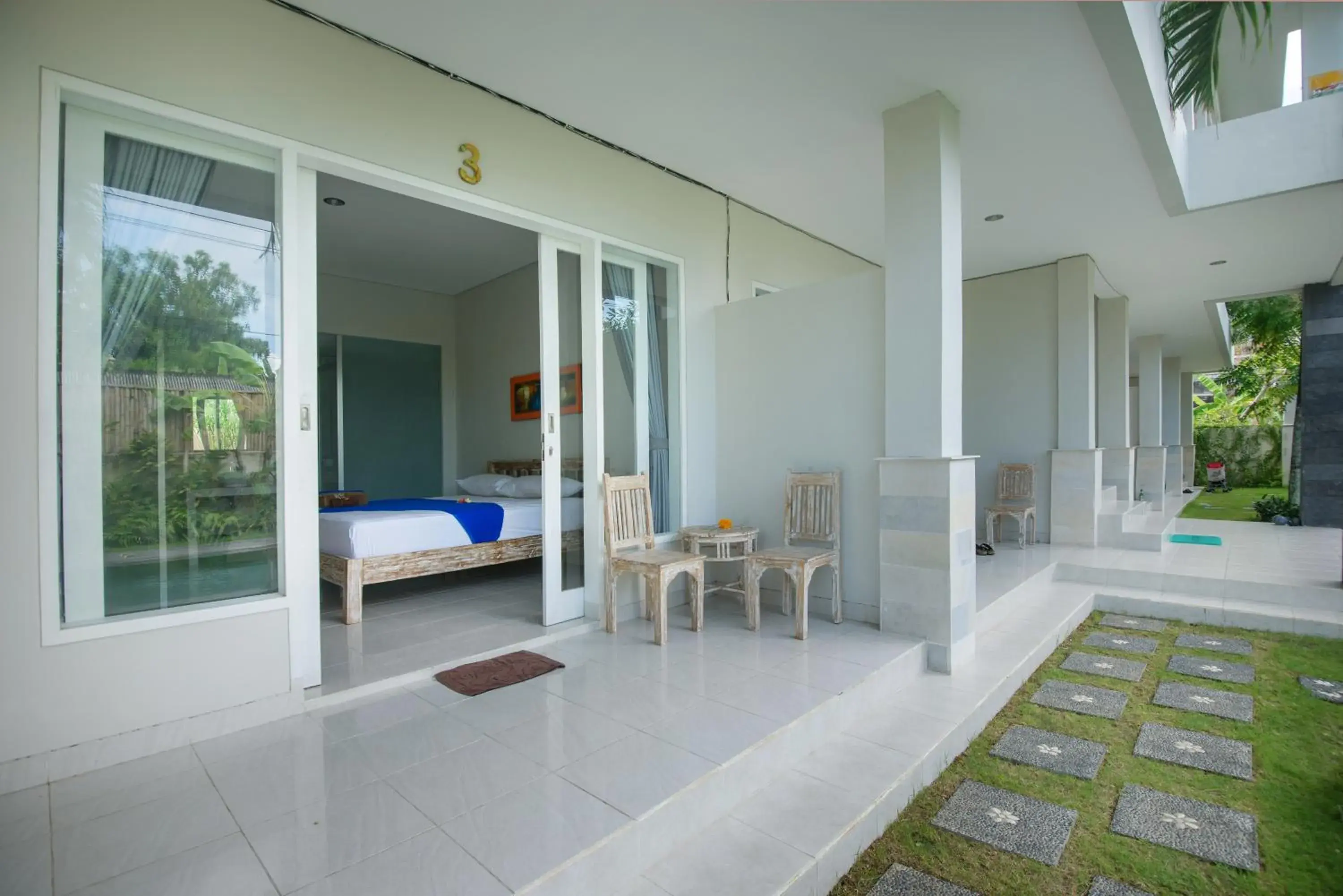 Deluxe Double or Twin Room with Pool View in Asung Guesthouse Deluxe Double or Twin Room with Pool View in Asung Guesthouse